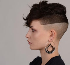 Boucles d'oreilles créoles Audrey Werner en argent sterling et tourmaline rose, États-Unis, 2007