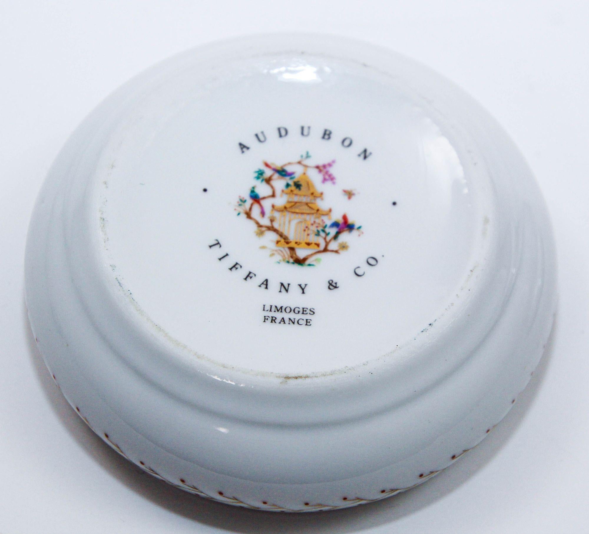 20th Century Audubon by TIFFANY & Co Limoges Porcelain Vanity Trinket Box Chinoiserie Decor For Sale