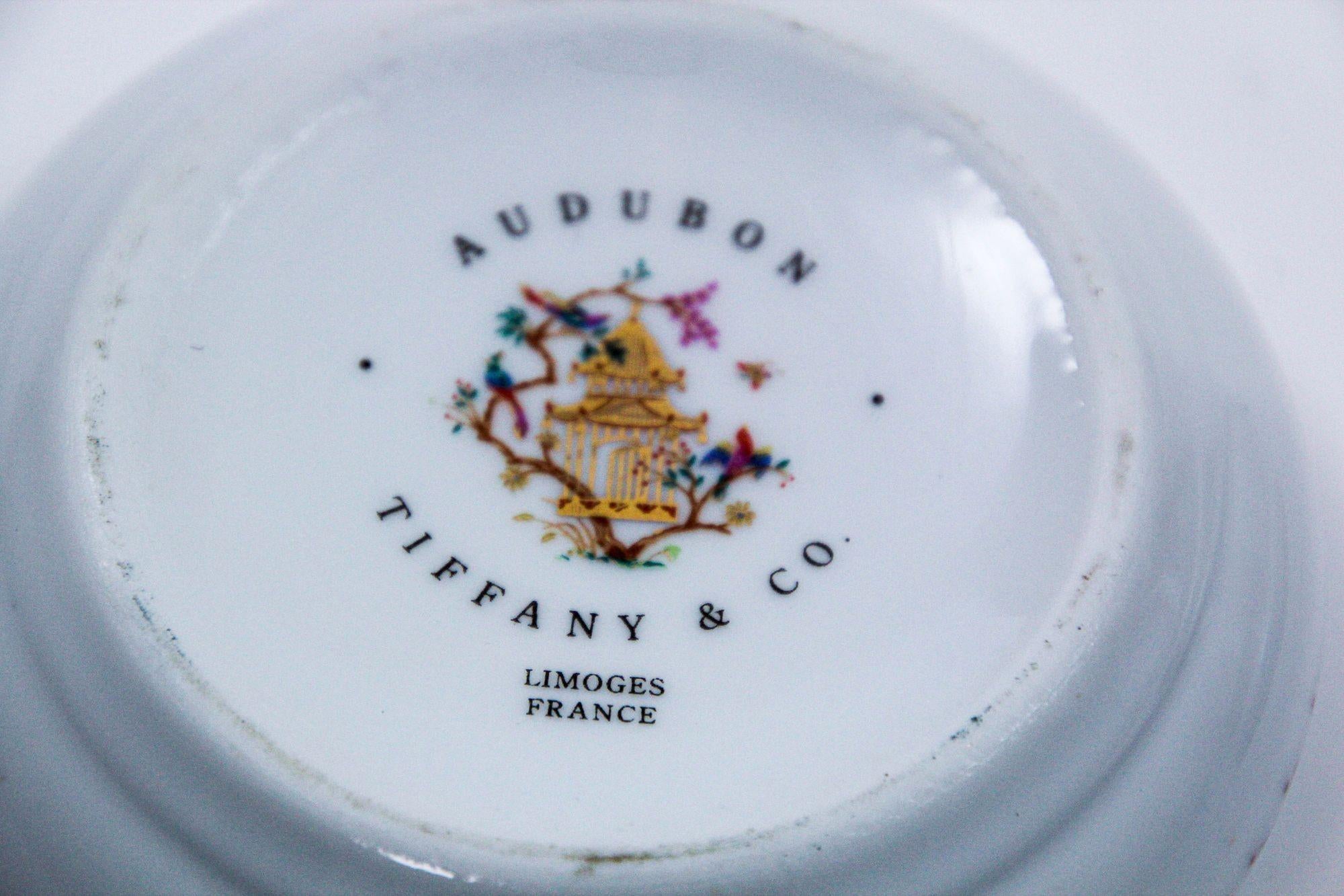 Audubon by TIFFANY & Co Limoges Porcelain Vanity Trinket Box Chinoiserie Decor For Sale 2