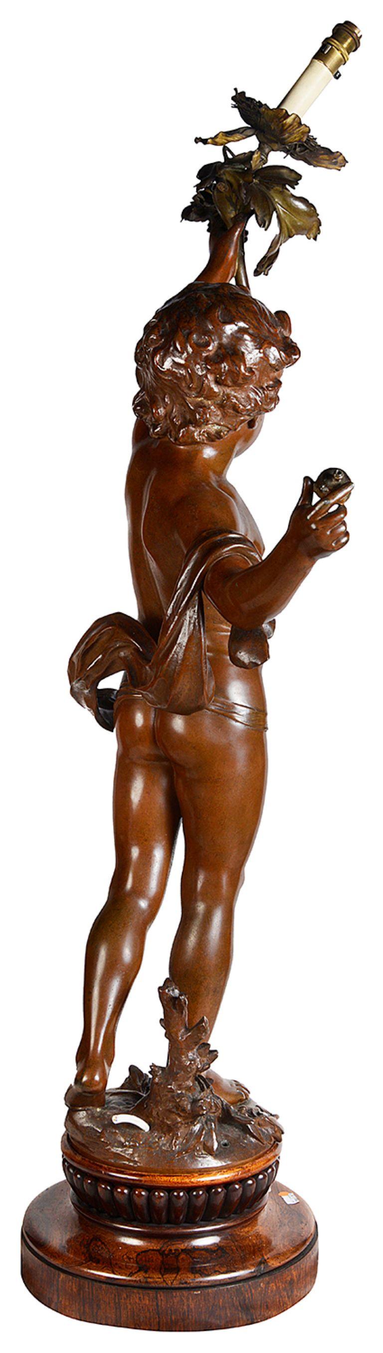 Agosto. Lampada Moreau a putti grandi in bronzo, XIX secolo. In condizioni buone in vendita a Brighton, Sussex
