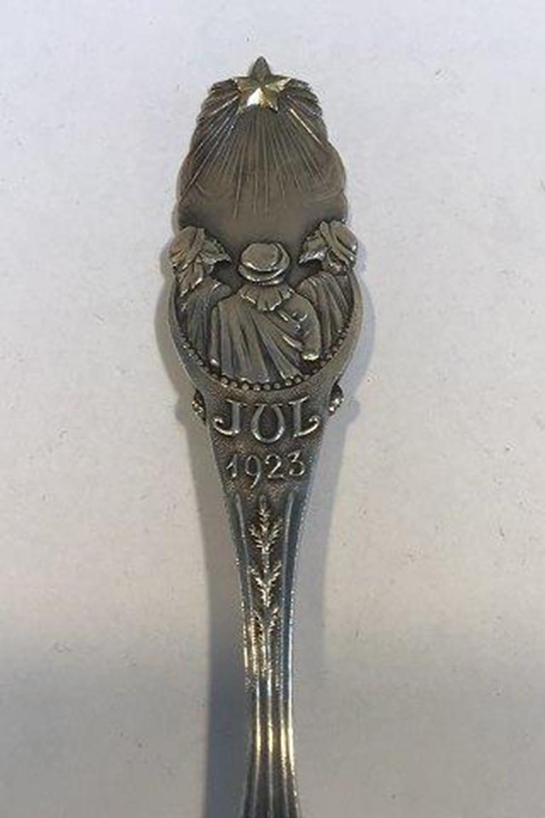 Aug. Thomsen silver Christmas spoon, 1923 

Measures 17.3 cm(6 13/16bin).
    