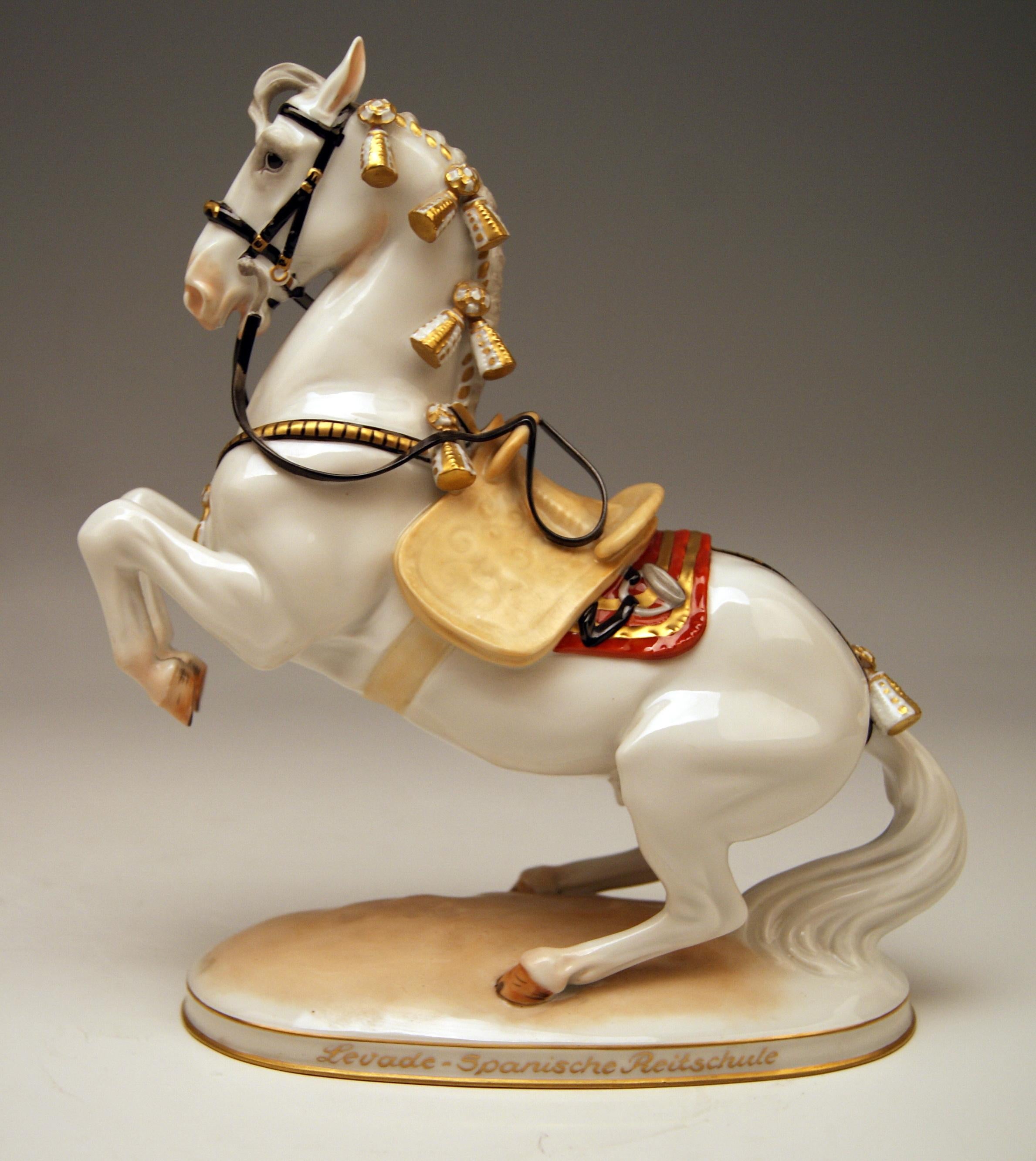 Porcelain Augarten Vienna Horse Levade Spanish Riding School Design Doebrich, circa 1960