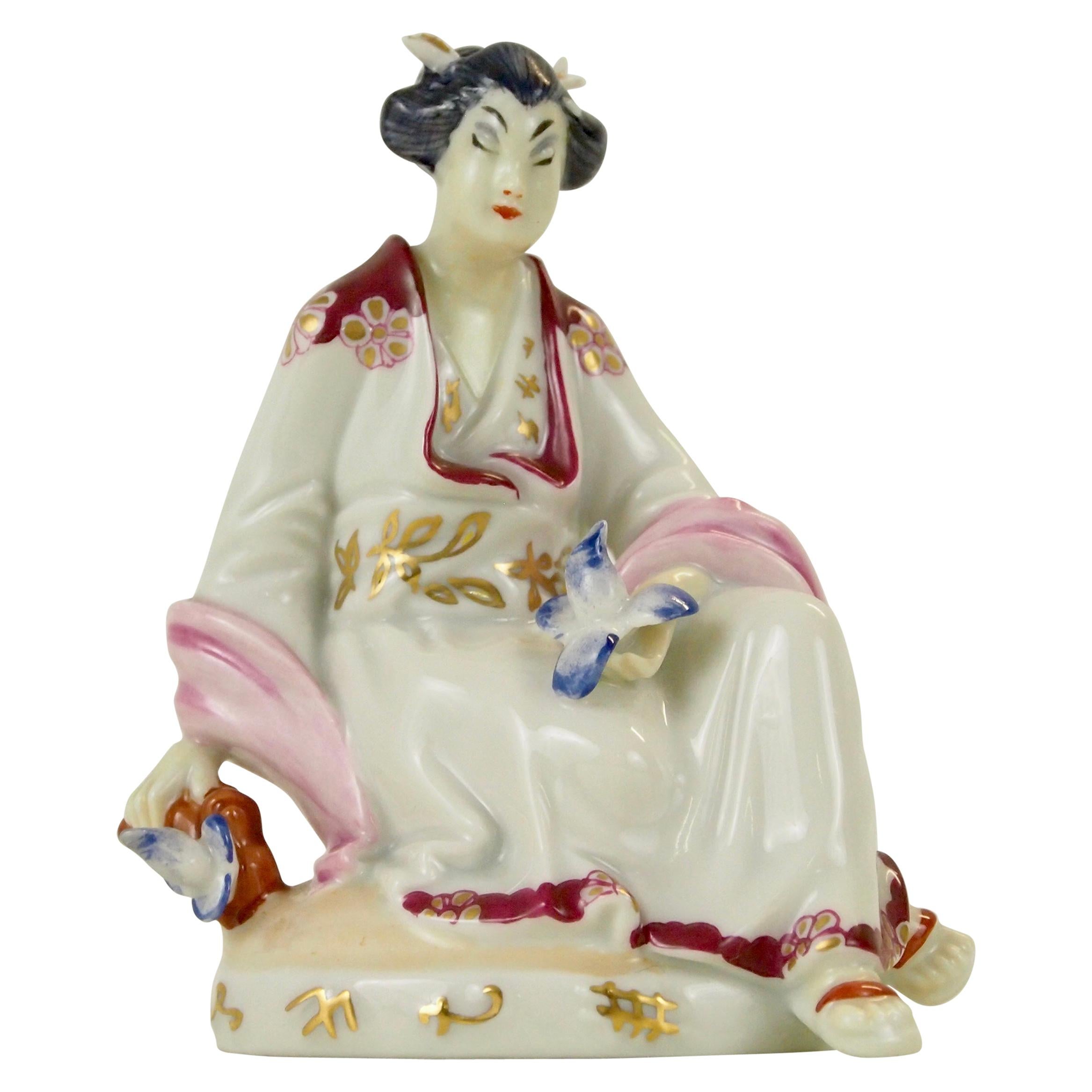 Augarten Wien Porcelain Figurine Depicting a Chinese Woman by Mathilde Jaksch For Sale