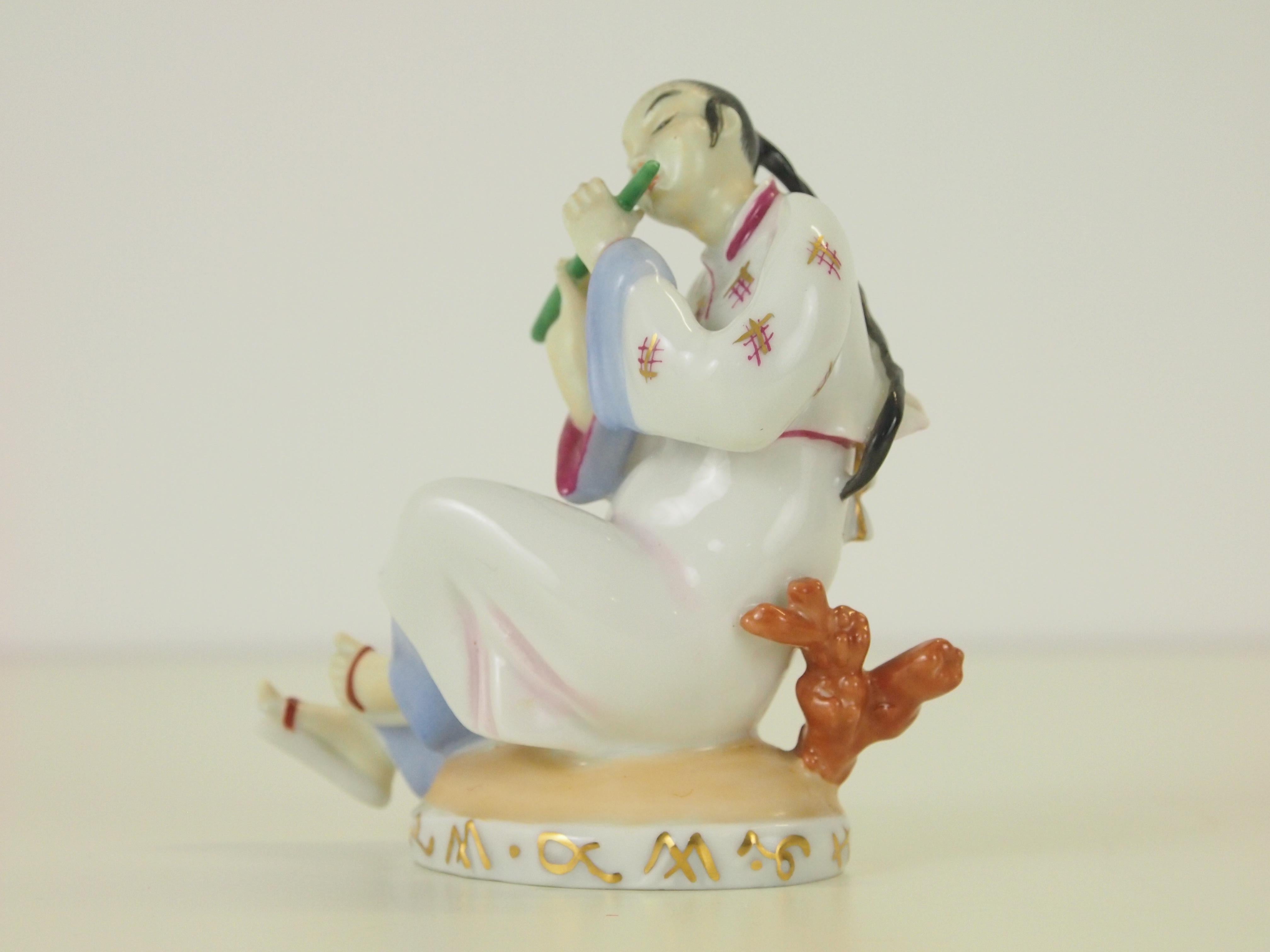 Augarten Wien Porcelain Figurine of a Chinese Man with Flute For Sale 2