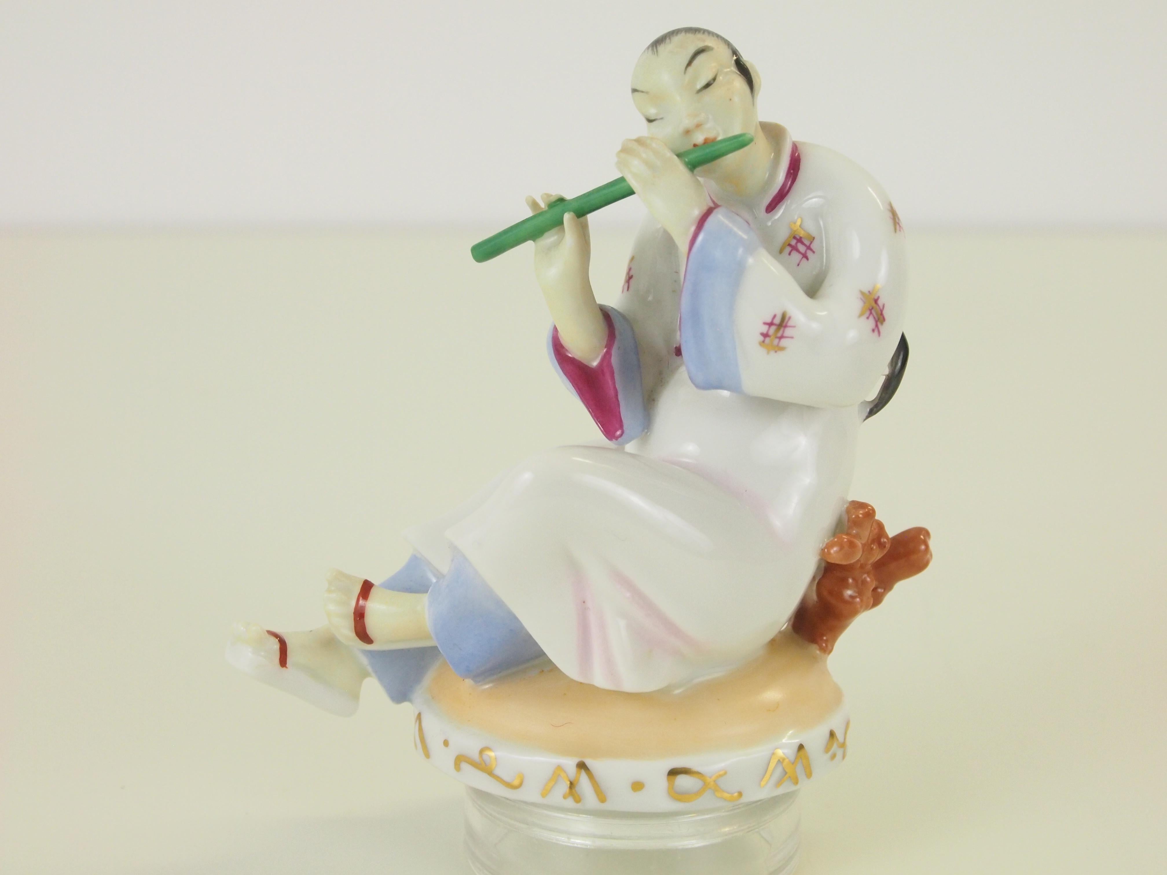 Augarten Wien Porcelain Figurine of a Chinese Man with Flute For Sale 4
