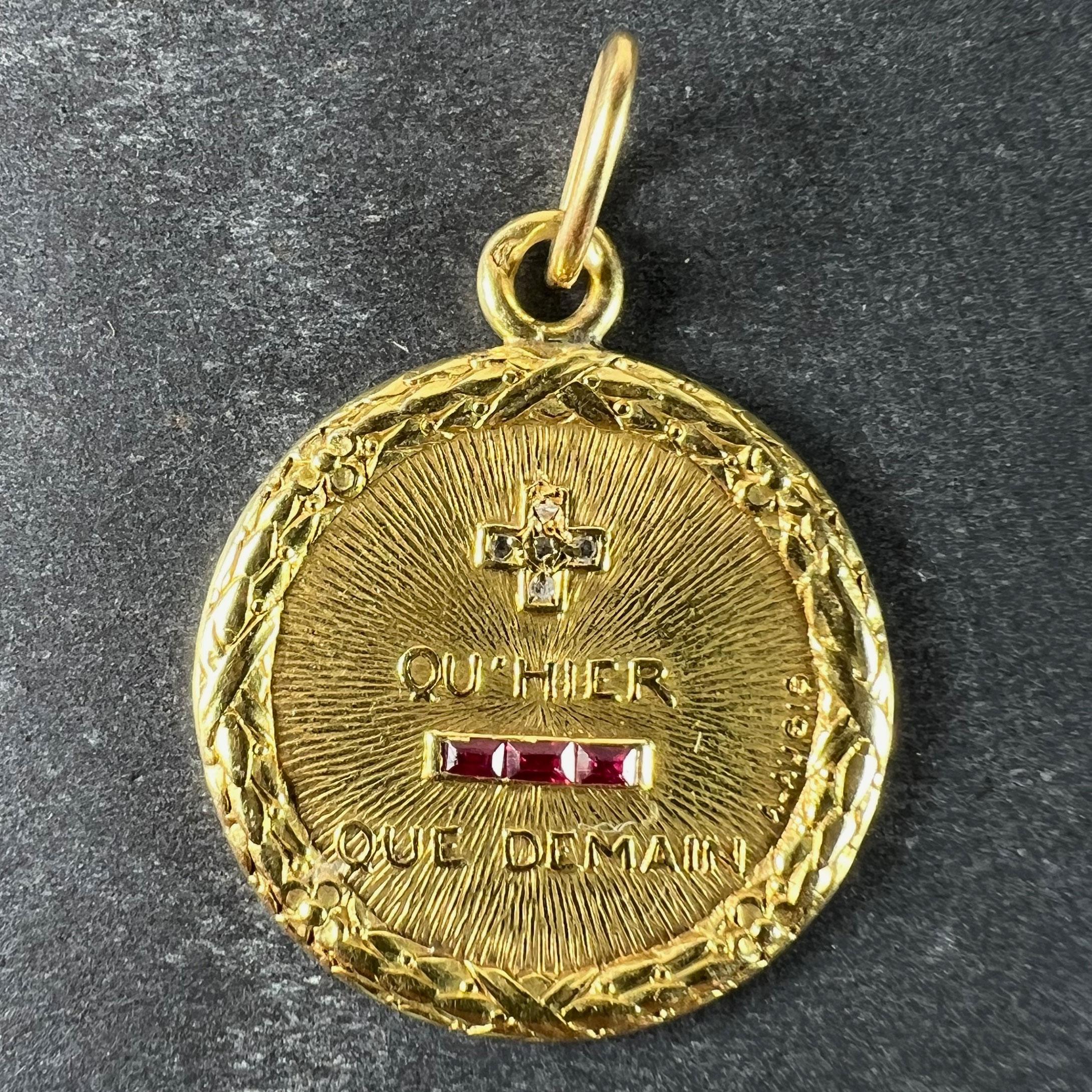 Pendentif en or jaune 18 carats (18K), diamants et rubis avec un rébus épelant 