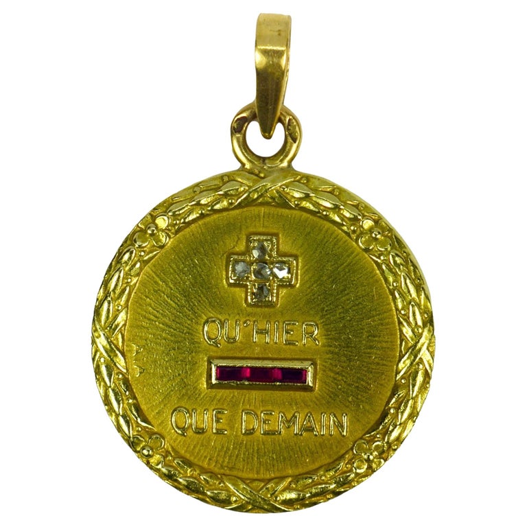1IN long x 0.6IN wide 14k Yellow Gold Satin & D/C Dove Charm 1IN long x 0.6IN wide 14k Yellow Gold Satin & D/C Dove Charm