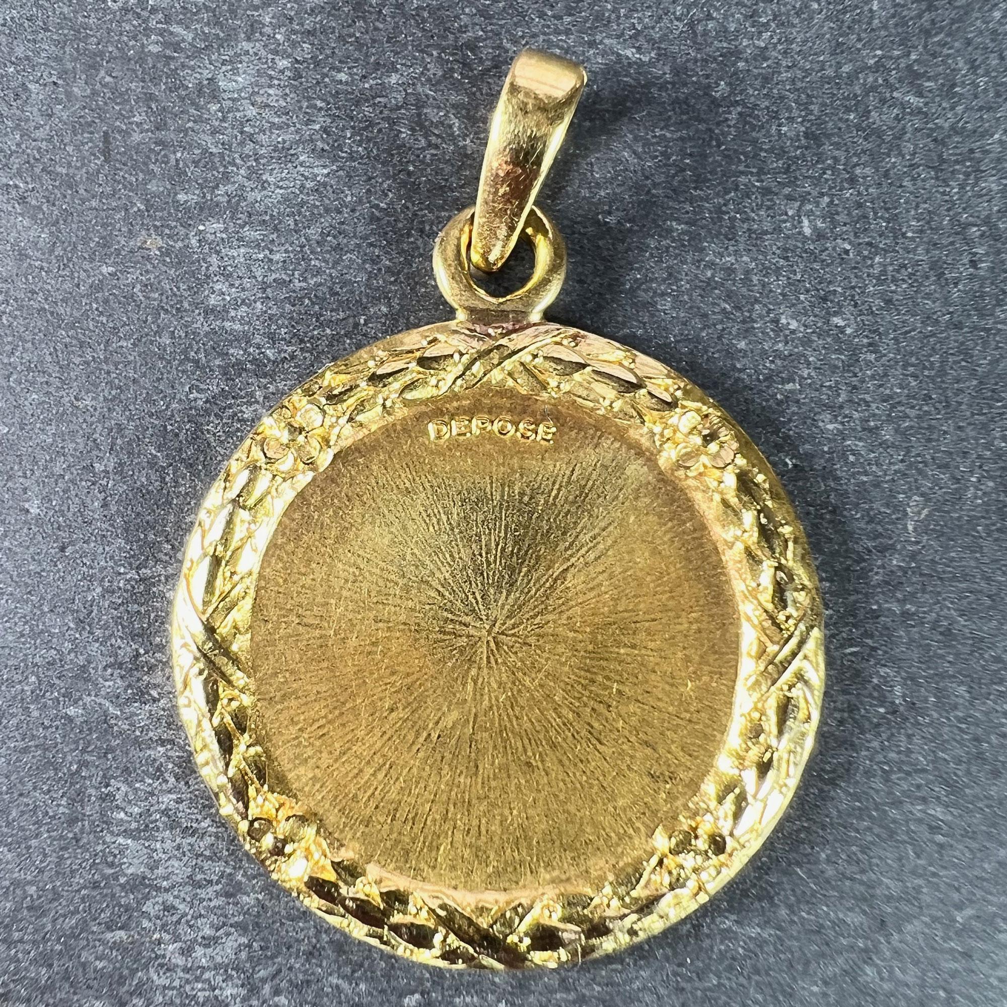 Augis French Plus Qu’Hier More Than Yesterday 18K Yellow Gold Love Medal Pendant In Good Condition For Sale In London, GB
