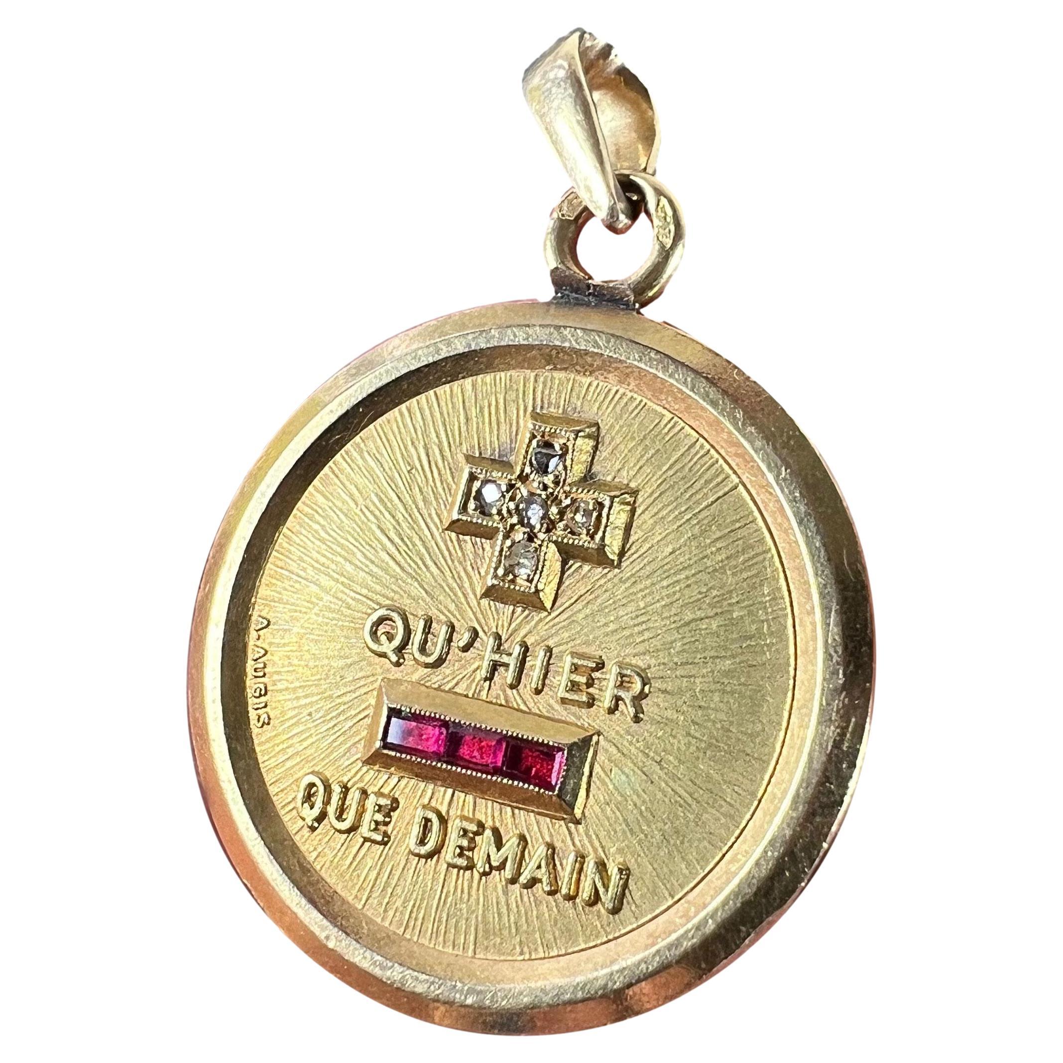 Augis French Plus Qu'Hier Colgante de oro amarillo de 18 quilates con diamantes y amor en venta
