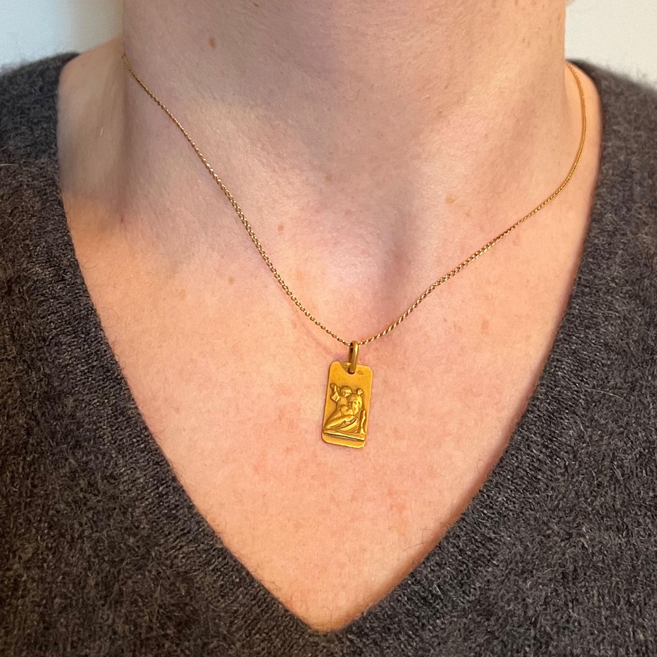 Women's or Men's Augis French Saint Christopher 18K Yellow Gold Medal Pendant For Sale