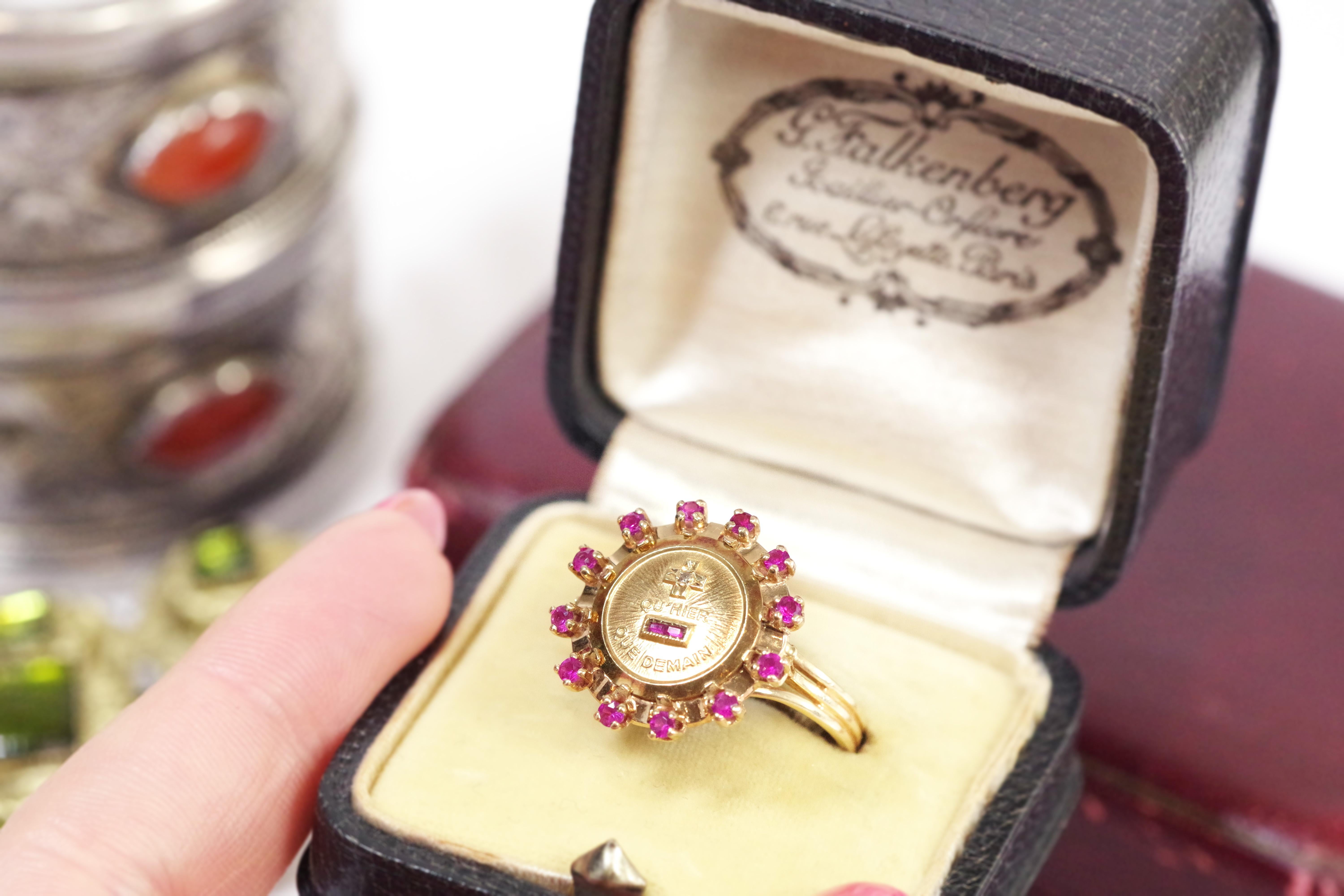 Retro Augis halo ruby ring in 18k gold, more than yesterday less than tomorrow For Sale