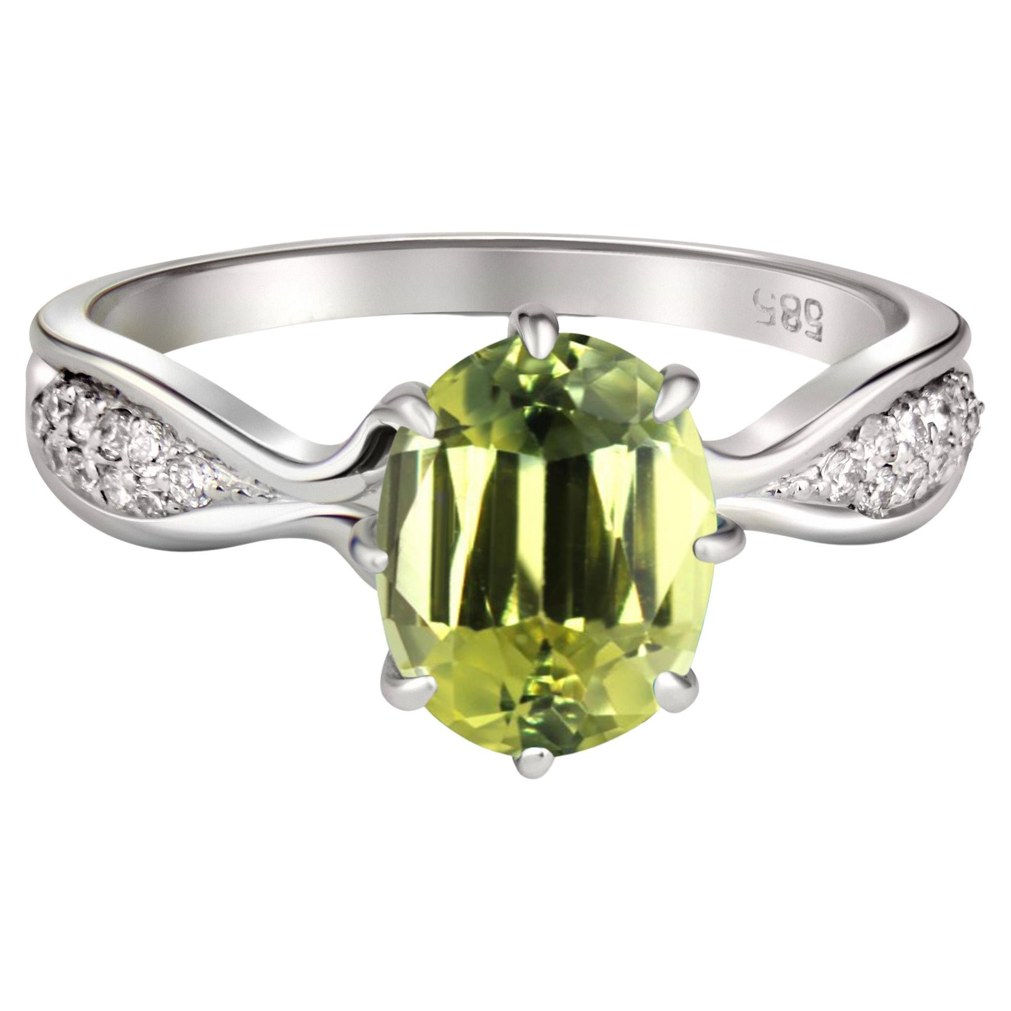 August birthstone peridot 14k gold ring For Sale at 1stDibs