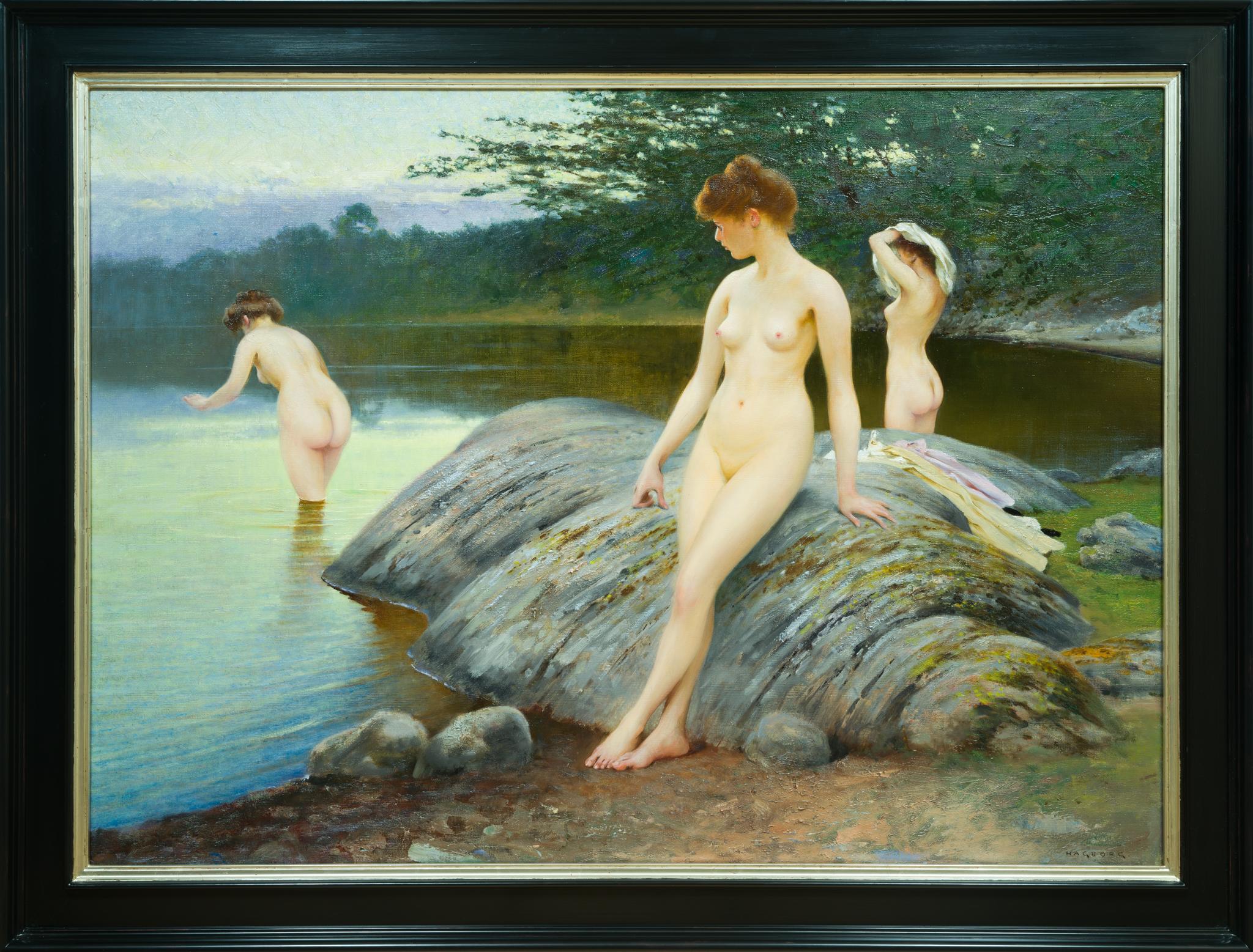 Figurative Painting di August Hagborg - Tre donne in riva al mare, mentre si preparano a fare il bagno alla luce del mattino