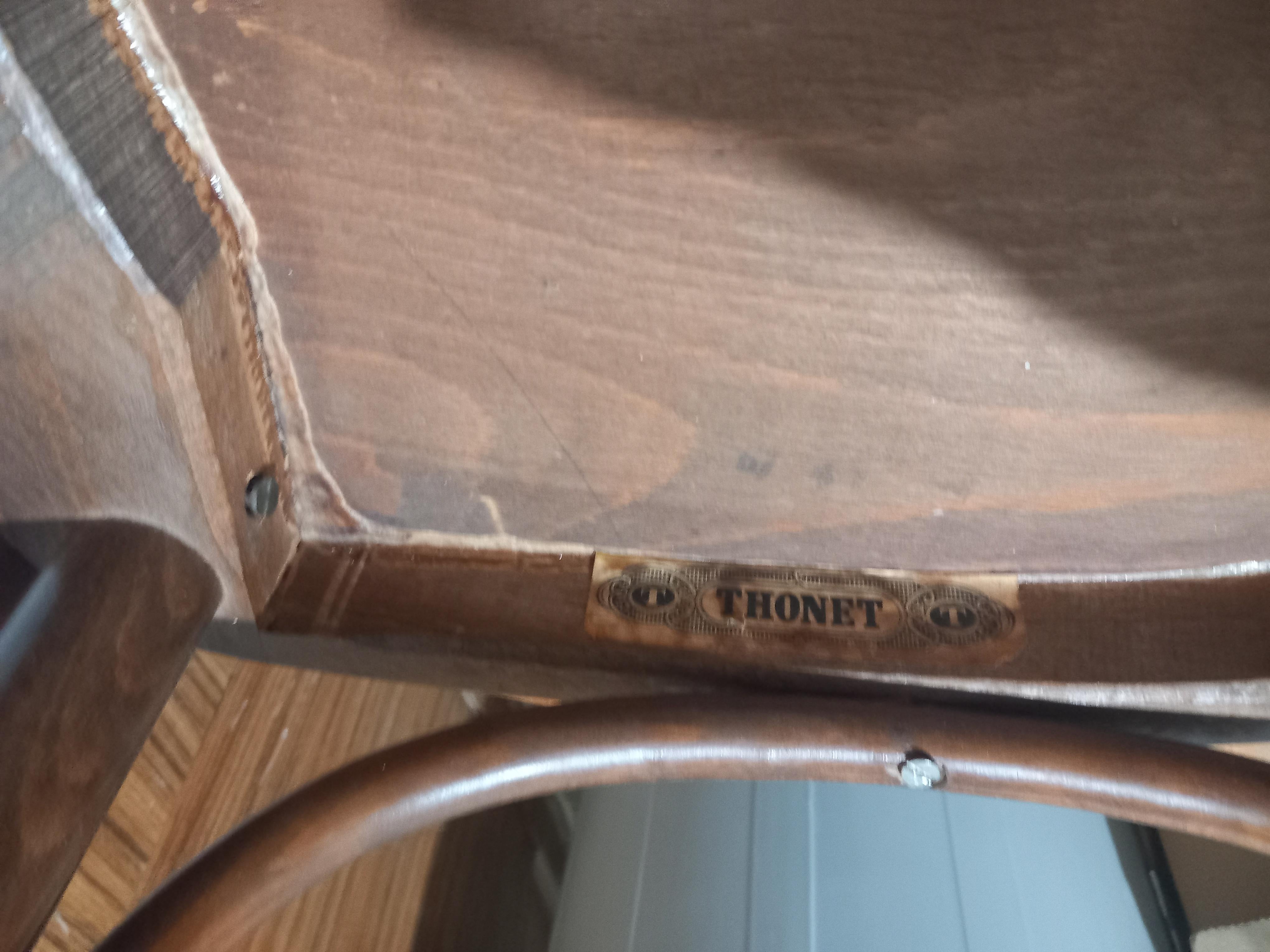 August Thonet-Stühle, 6er-Set, Tschechische Republik, 50er-Jahre, signiert Thonet (20. Jahrhundert) im Angebot