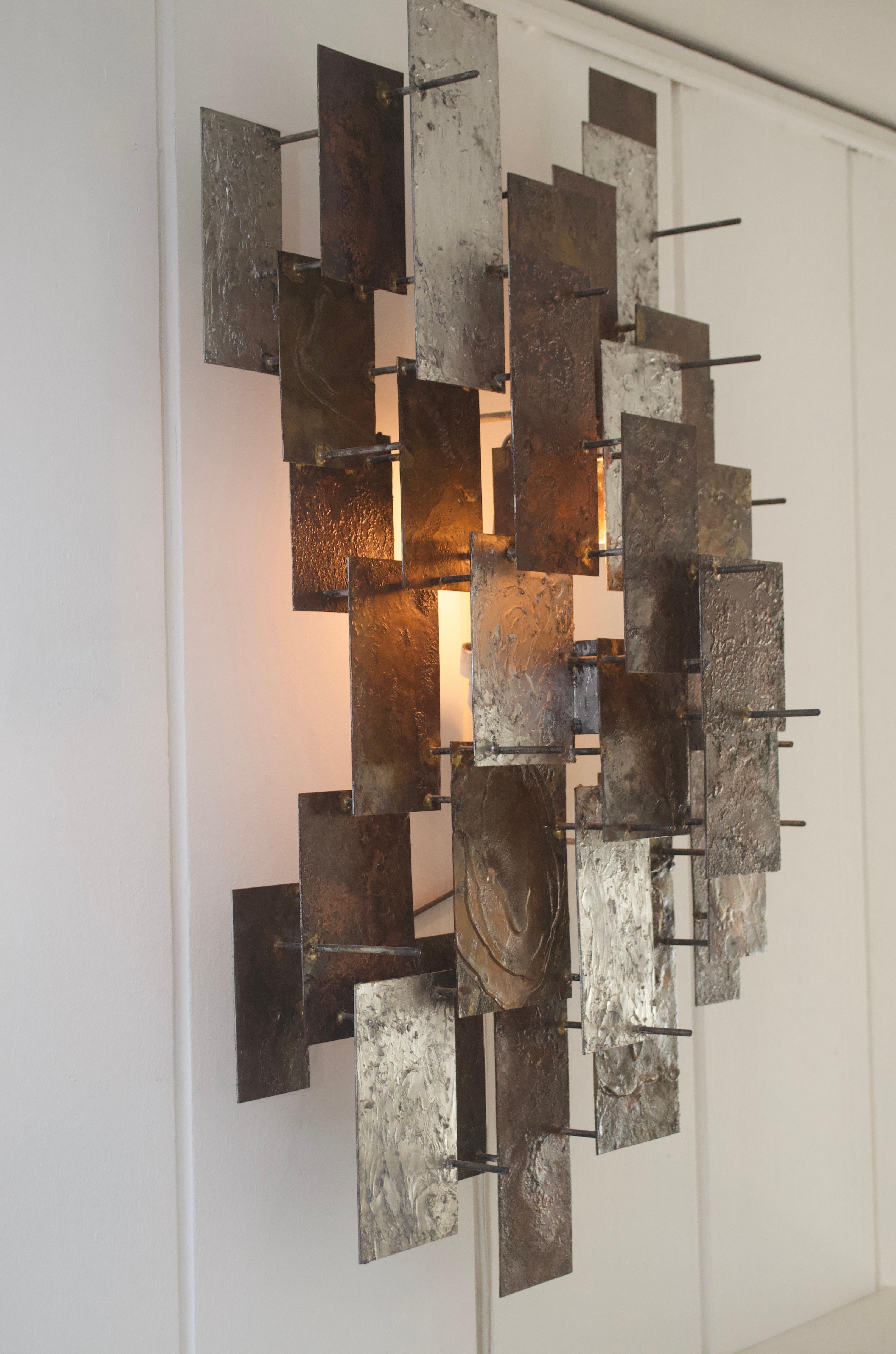 French Auguste Fix – Brutalist Wall Lamp, Signed, France, circa 1960 For Sale