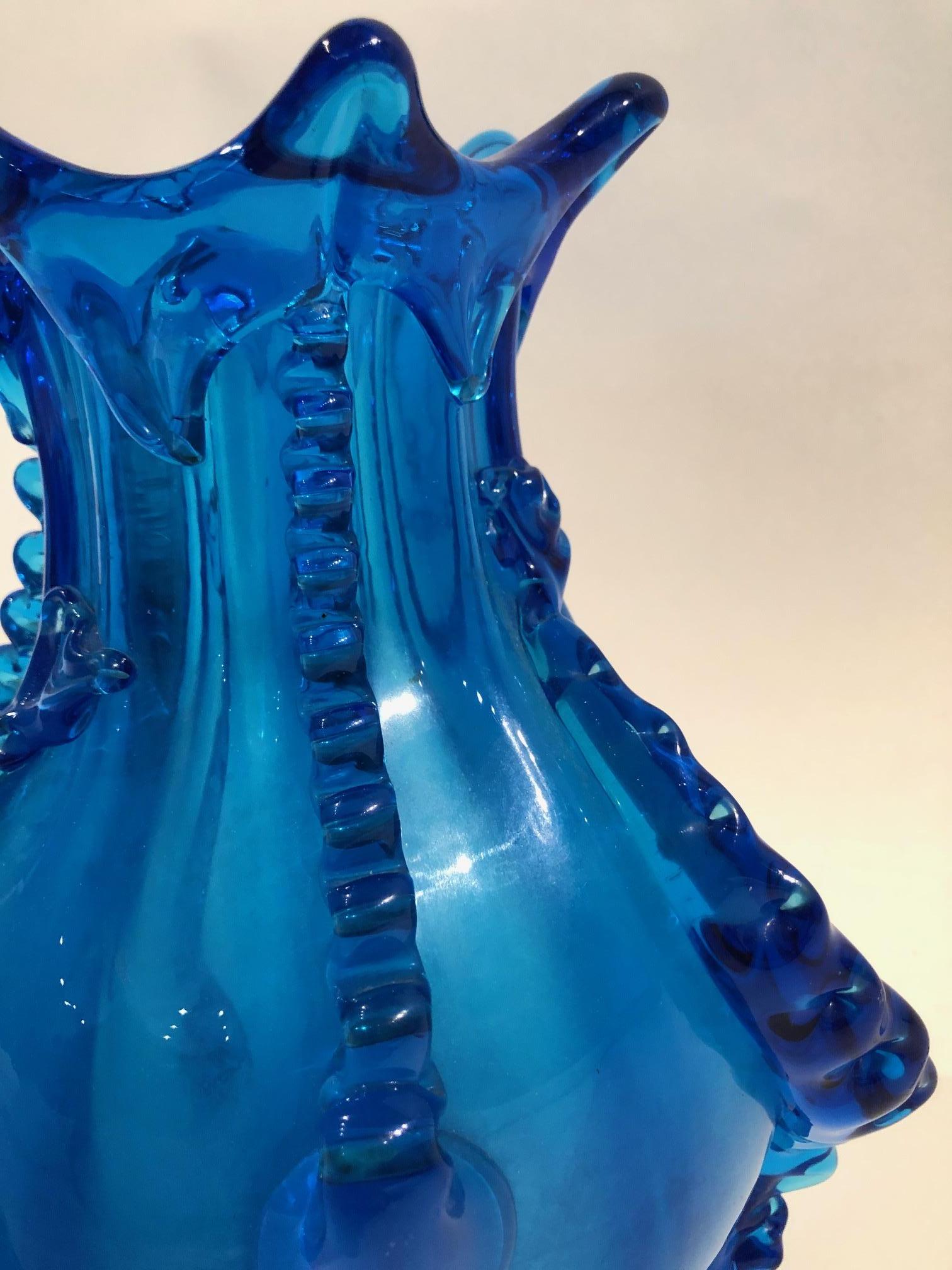 vase pate de verre bleu