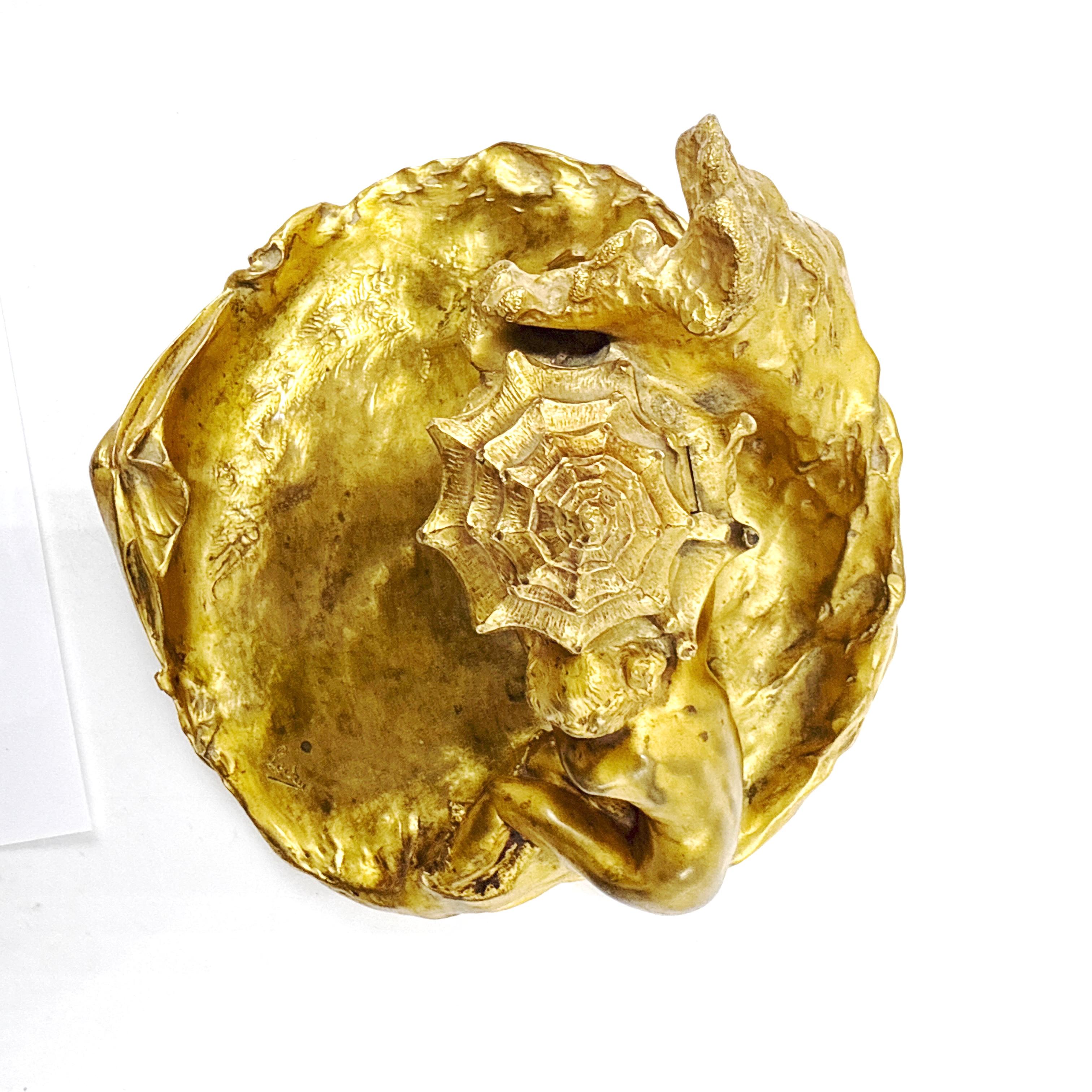 Auguste Ledru (francese, 1860-1902) Calamaio. Bronzo dorato - Fonderia Susse Frères in vendita 8