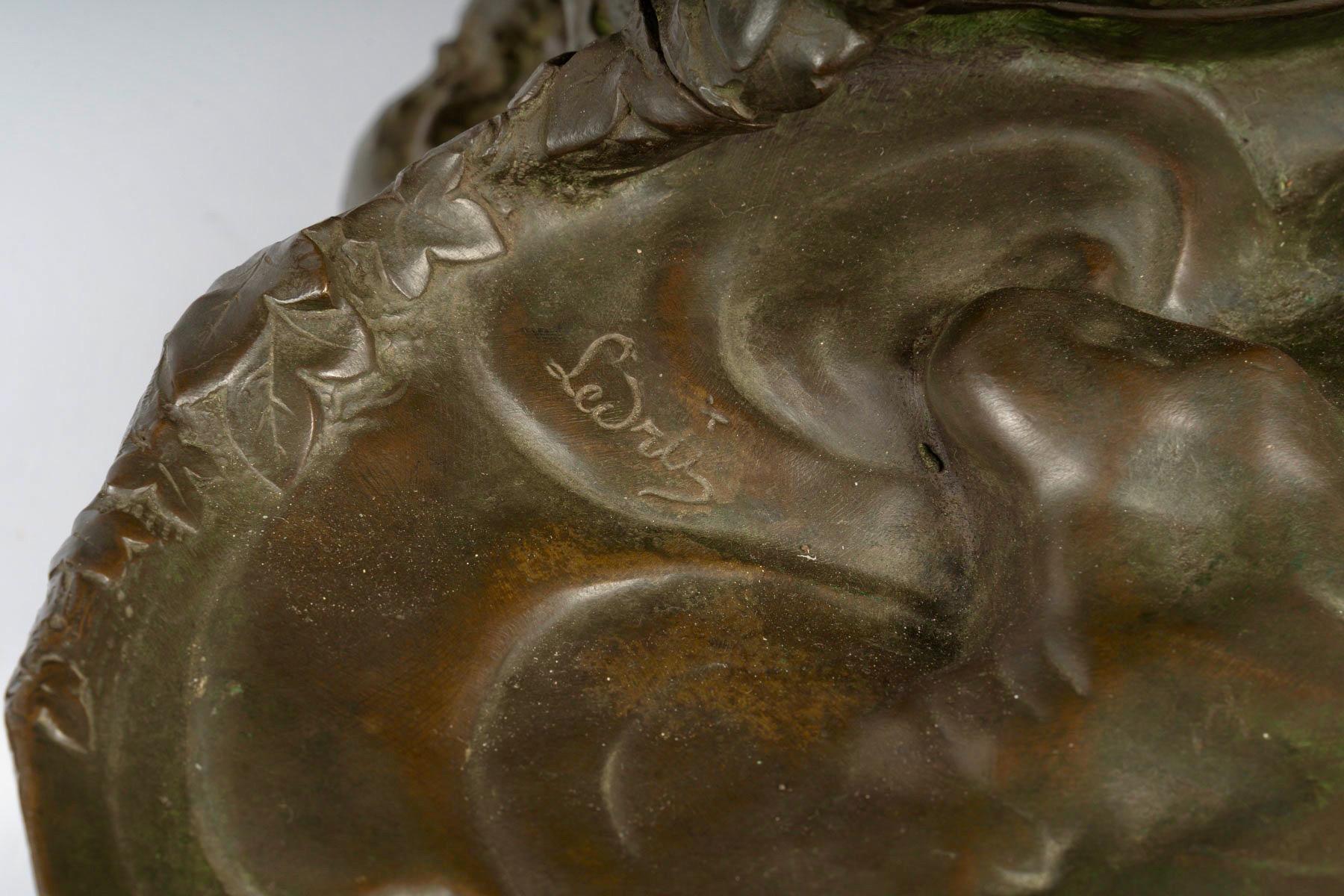 Auguste Ledru (French, 1860-1902)  Large Naïade Bronze Centerpiece circa 1895 For Sale 4