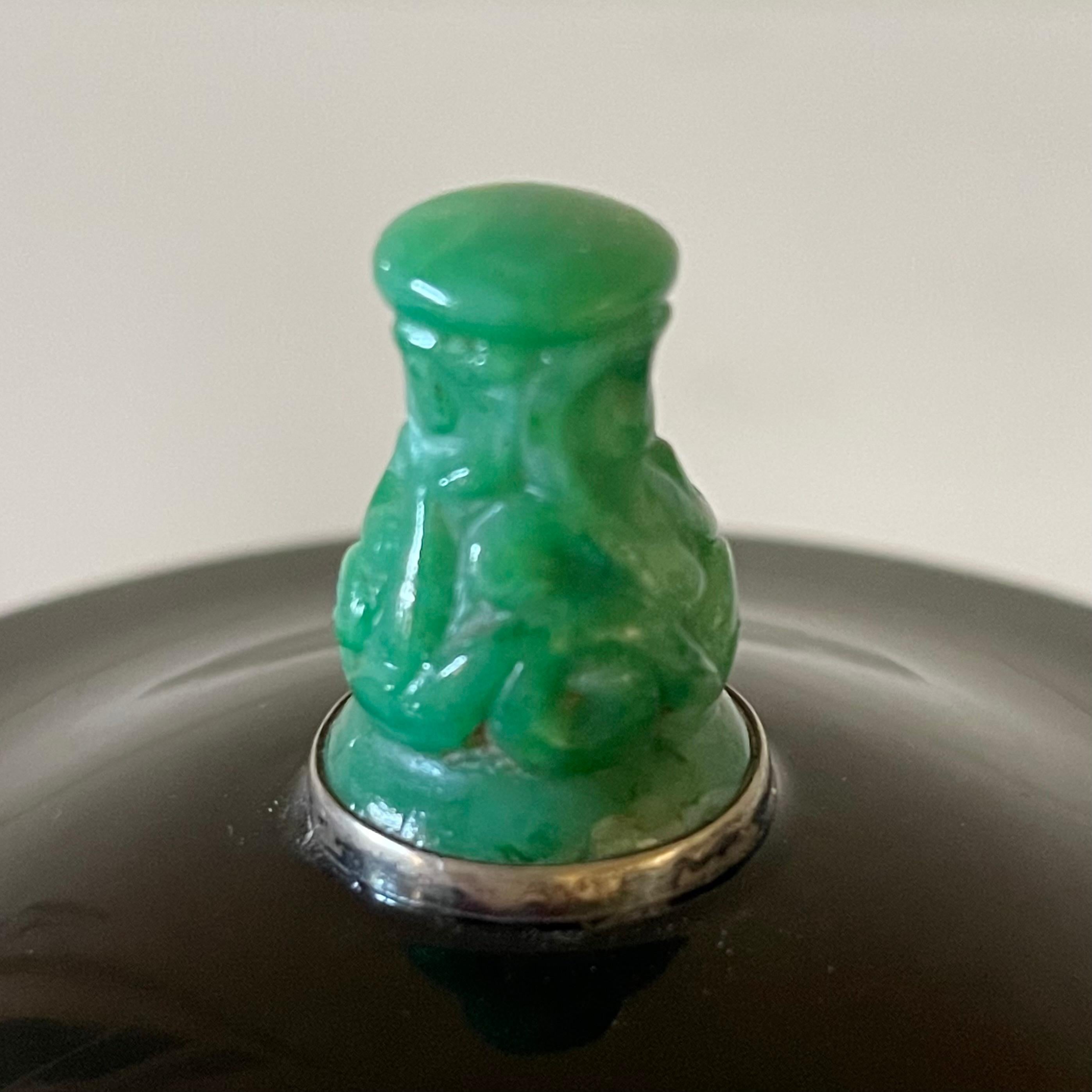 Auguste Leroy & Cie (1912-1935) y Baccarat Caja de plata y esmalte hacia 1920 Art Decó en venta