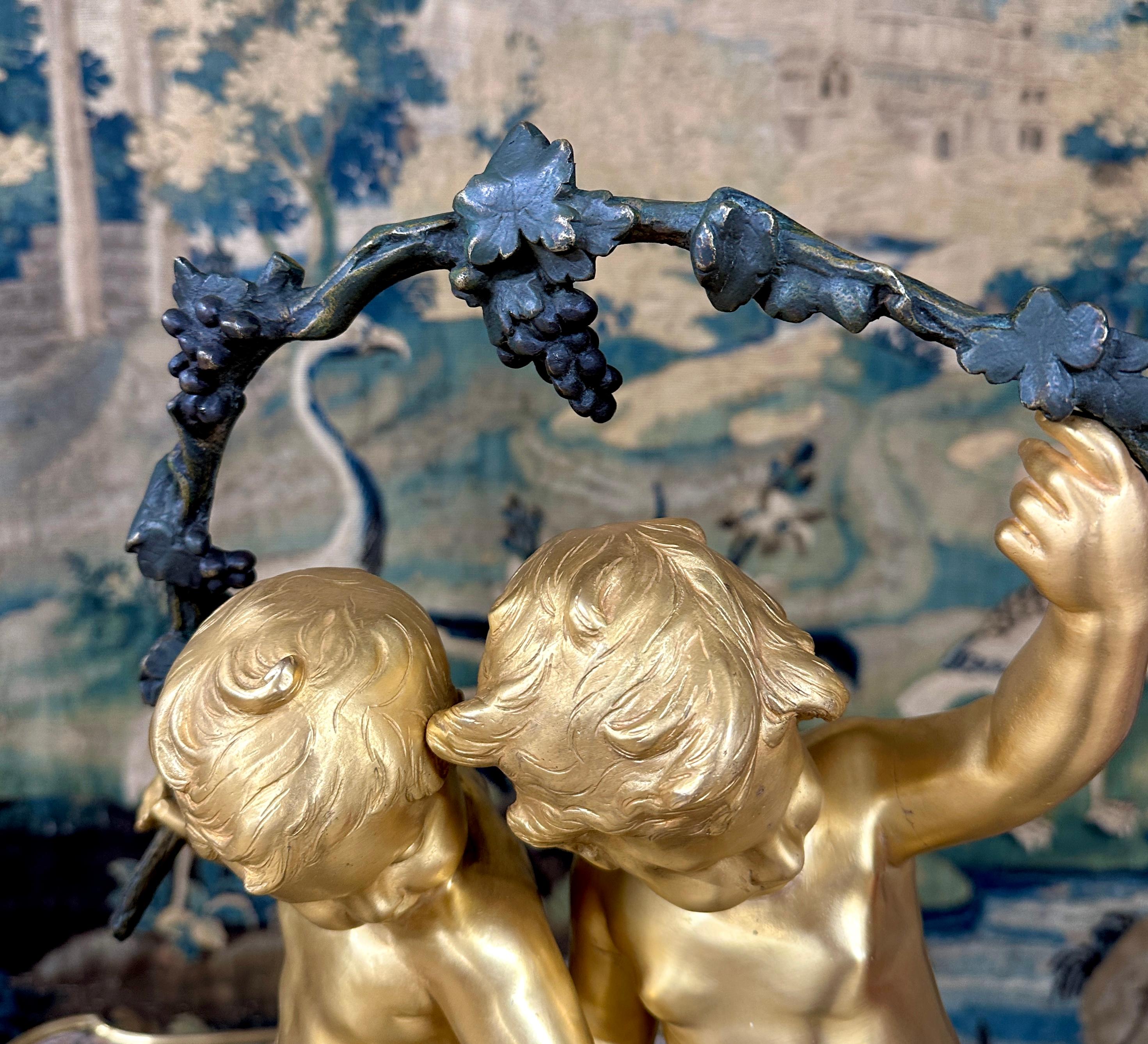 Auguste Moreau, Putti Carrying Vine Branches, Gilt Bronze, Late 19th Century In Excellent Condition In NONANCOURT, FR