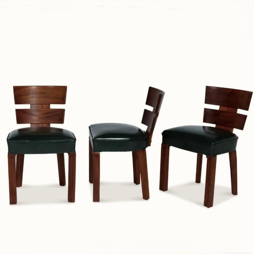 Français Auguste Vallin (1881- 1967) Ensemble de 8 chaises modernistes en vente