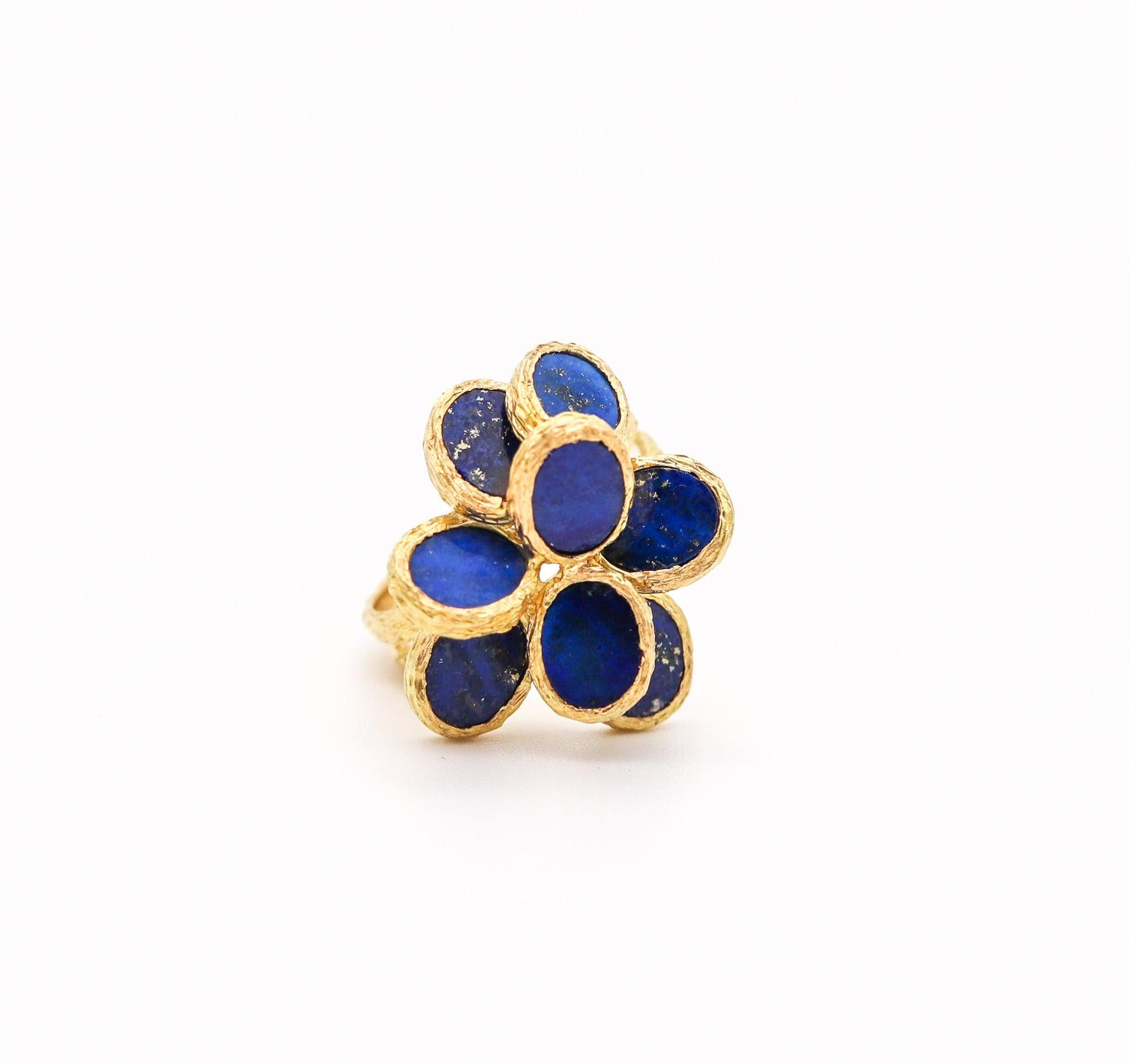 Modernist AUGUSTIN JULIA PLANA 1960 Swiss Geometric Cocktail Ring In 18Kt Gold With Lapis For Sale
