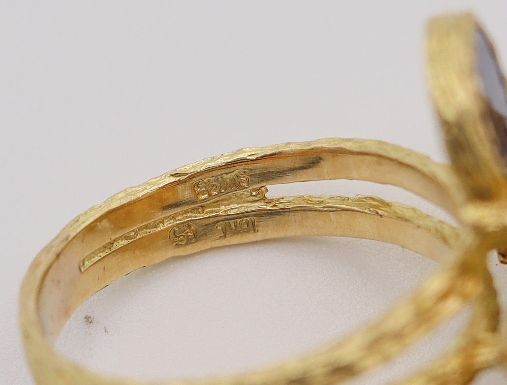 Women's AUGUSTIN JULIA PLANA 1960 Swiss Geometric Cocktail Ring In 18Kt Gold With Lapis For Sale