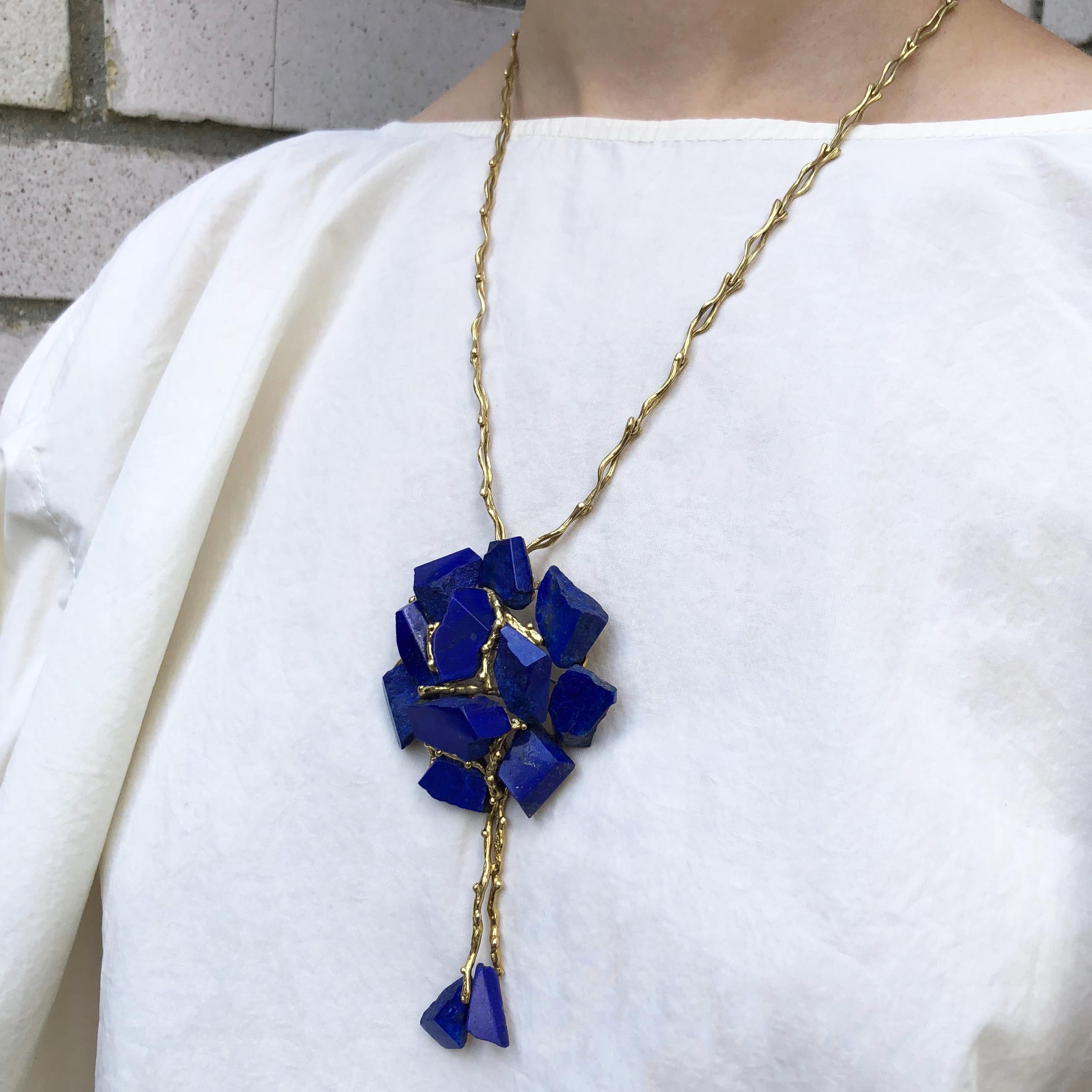 Augustin Julia Plana, Lapis Lazuli and Gold Necklace and Ear Clips Set In Excellent Condition In New York, NY