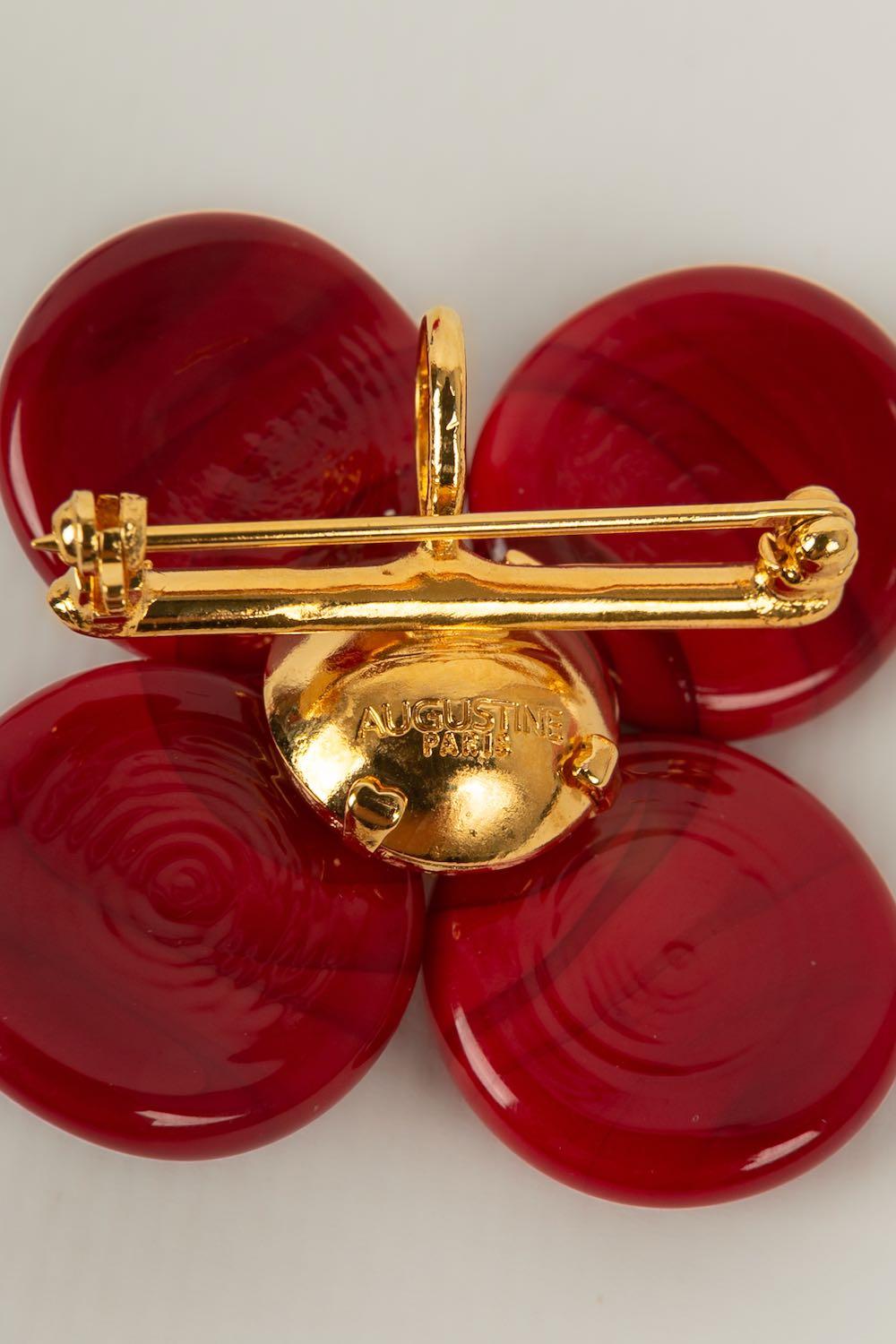 Augustine Brooch / Pendant in Gilded Metal In Excellent Condition For Sale In SAINT-OUEN-SUR-SEINE, FR