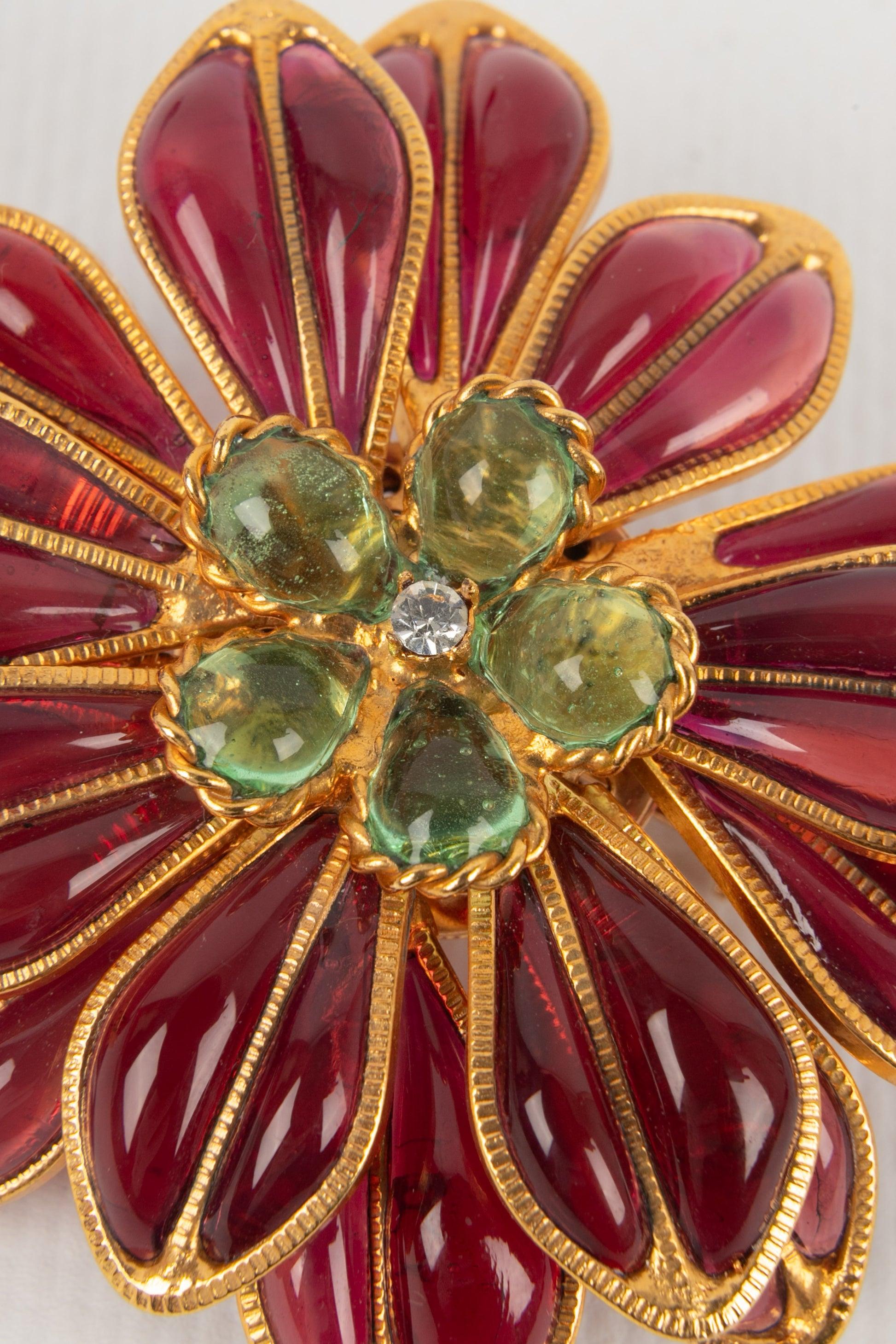Women's Augustine Brooch / Pendant in Glass Paste For Sale