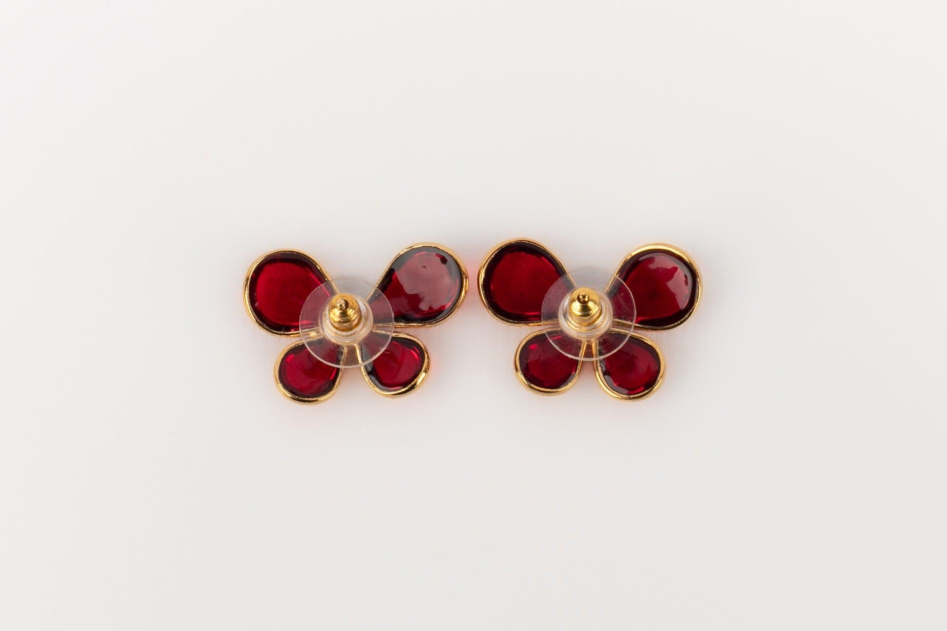 Boucles d'oreilles papillon Augustine avec pâte de verre rouge Excellent état - En vente à SAINT-OUEN-SUR-SEINE, FR