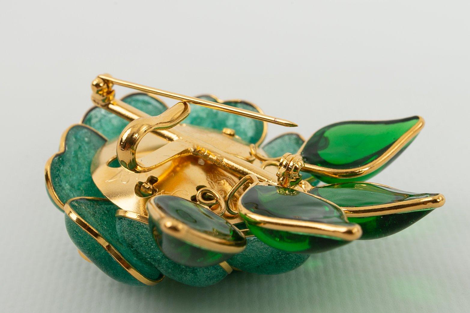 Augustine Camellia Brooch in Gilded Metal and Green Glass Paste 1
