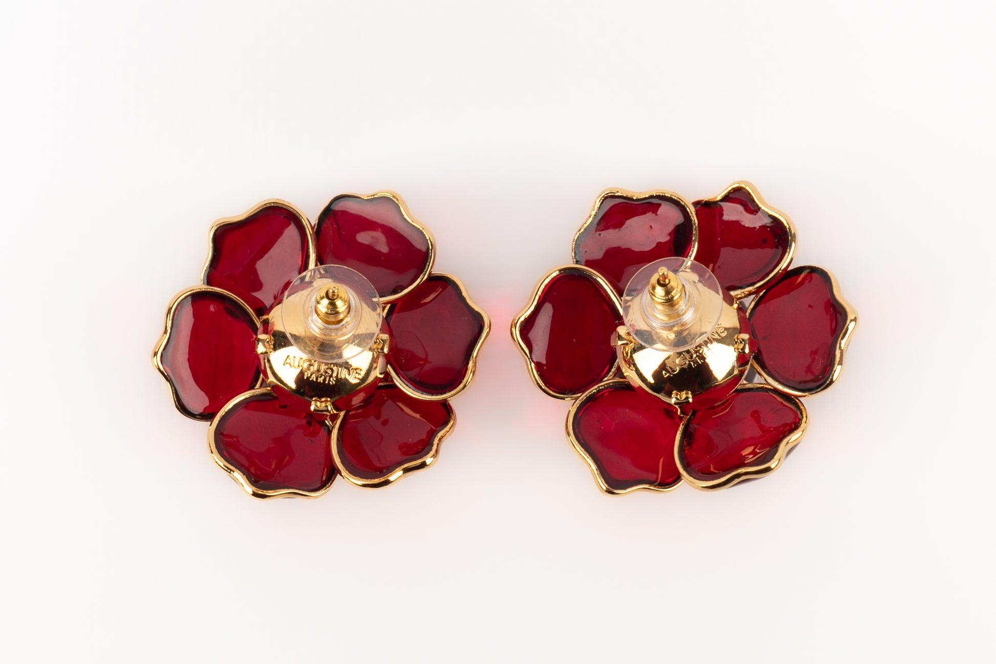 Boucles d'oreilles Augustine Fleur en métal doré rouge foncé en vente 1