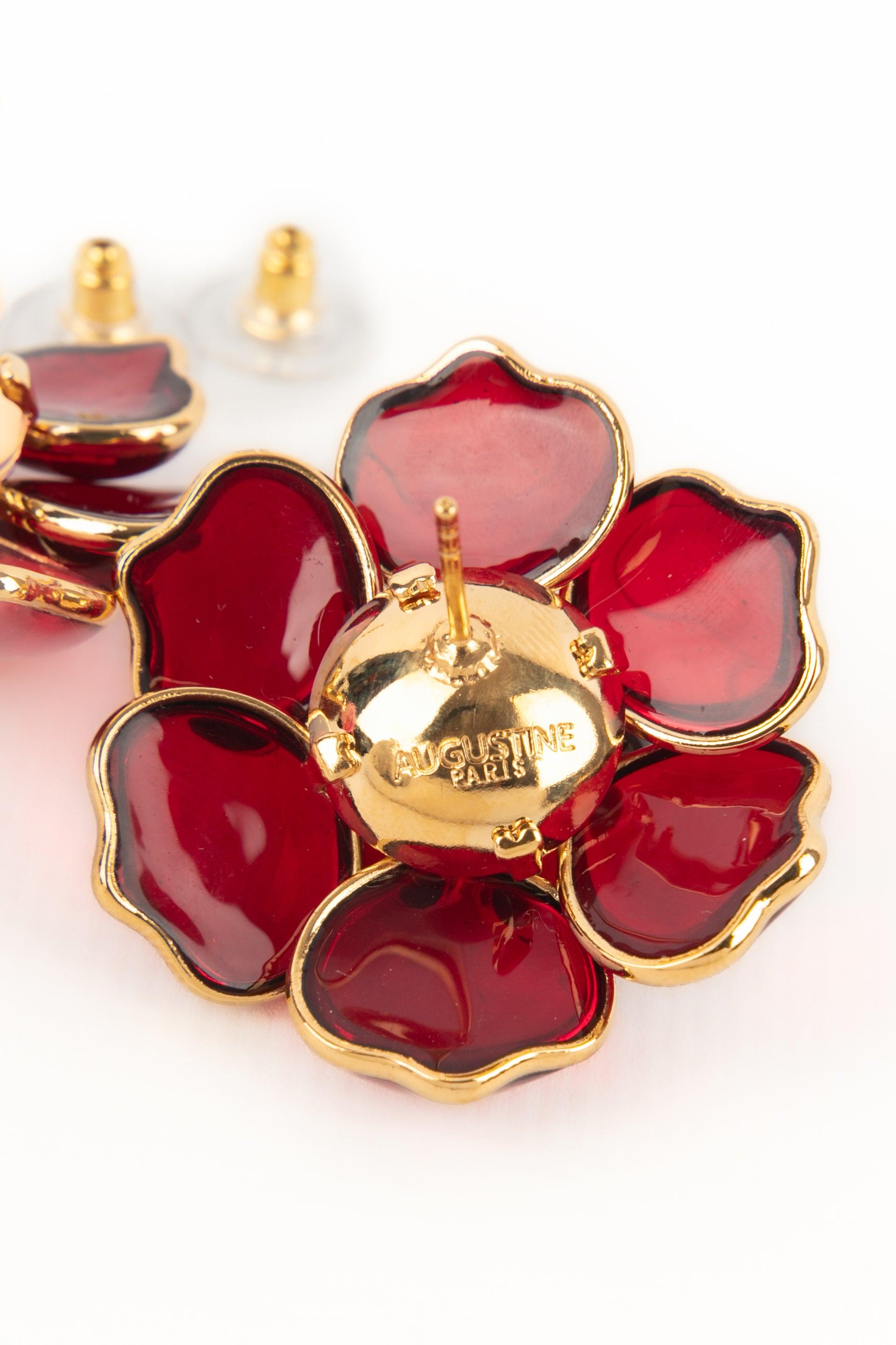Boucles d'oreilles Augustine Fleur en métal doré rouge foncé en vente 3