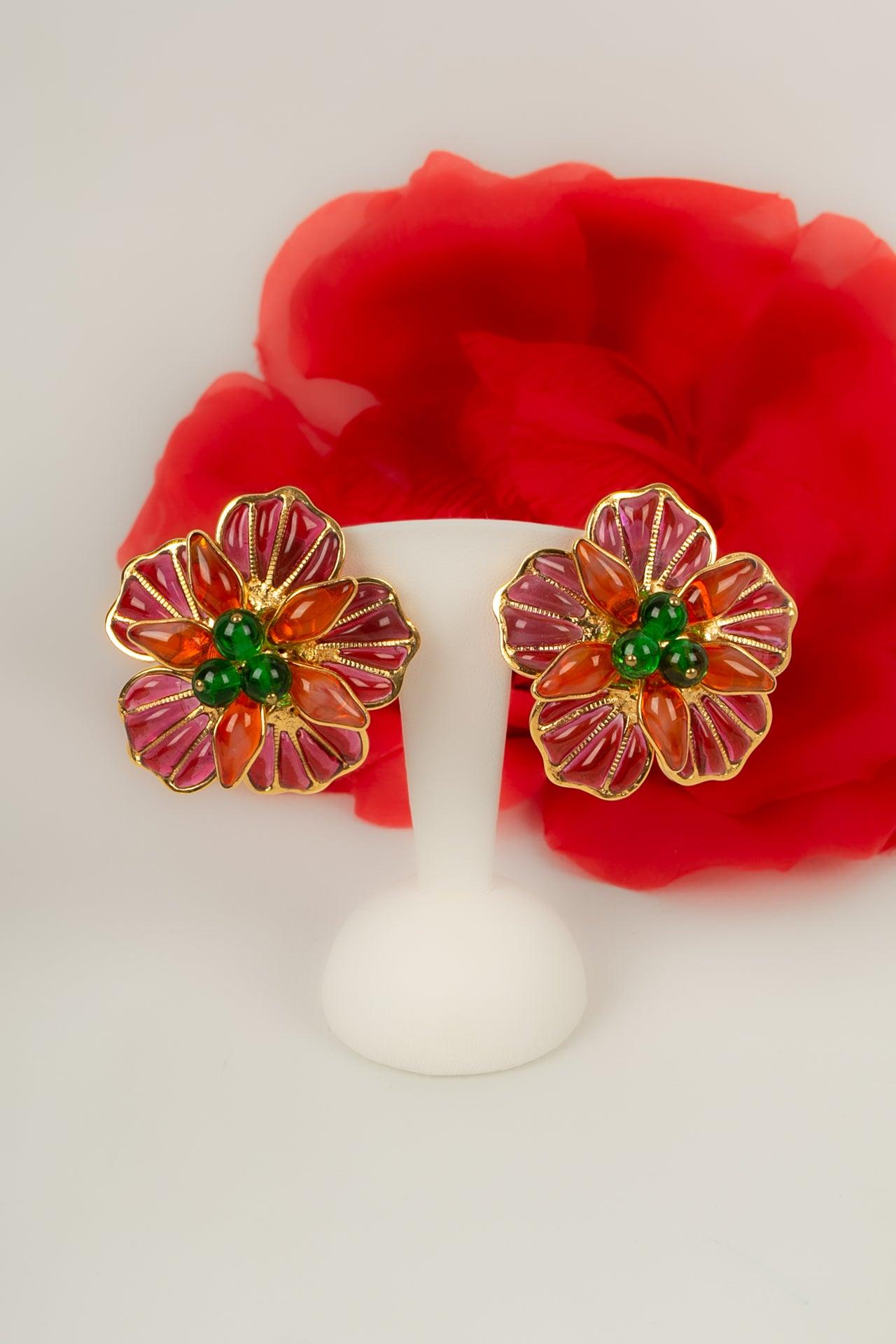 Boucles d'oreilles Augustine en métal doré et pâte de verre en vente 4