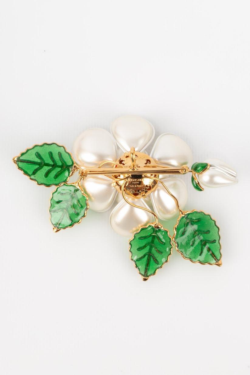 Augustine Flower Brooch in Golden Metal with Glass Paste In Excellent Condition For Sale In SAINT-OUEN-SUR-SEINE, FR