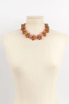 Augustine Flower Necklace in Glass Paste and Gold Metal