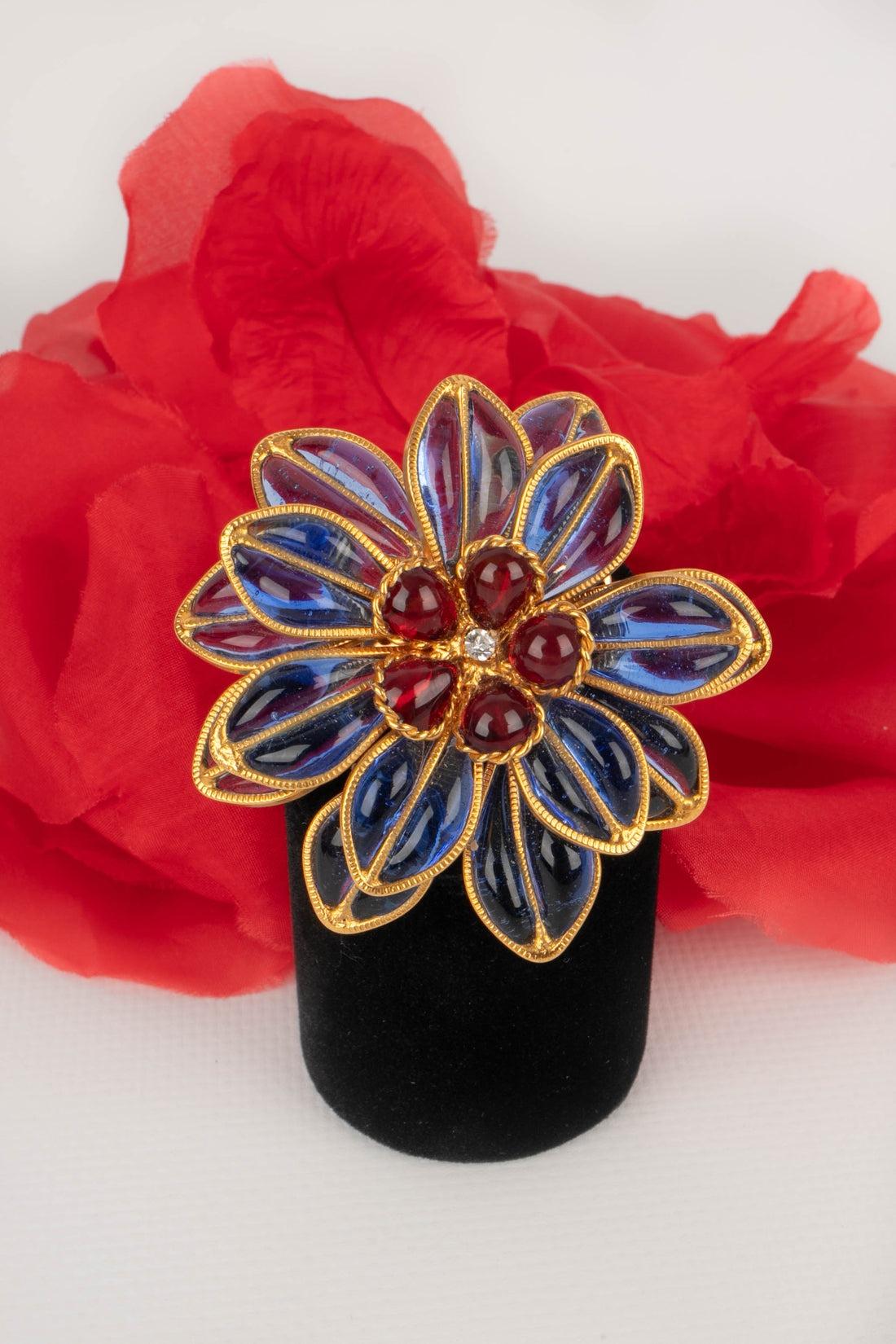 Augustine Flower Pendant / Brooch For Sale 3