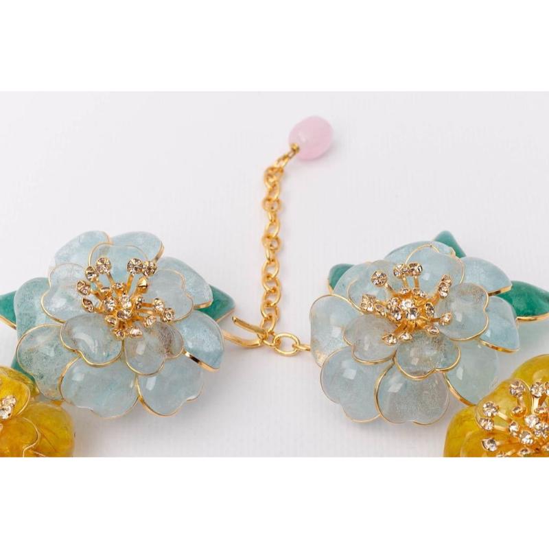 Augustine Flower-Shaped Gilded Metal Choker Necklace 1