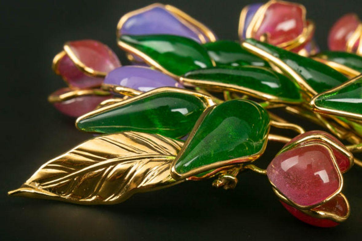 Women's or Men's Augustine Gilded Metal Brooch For Sale