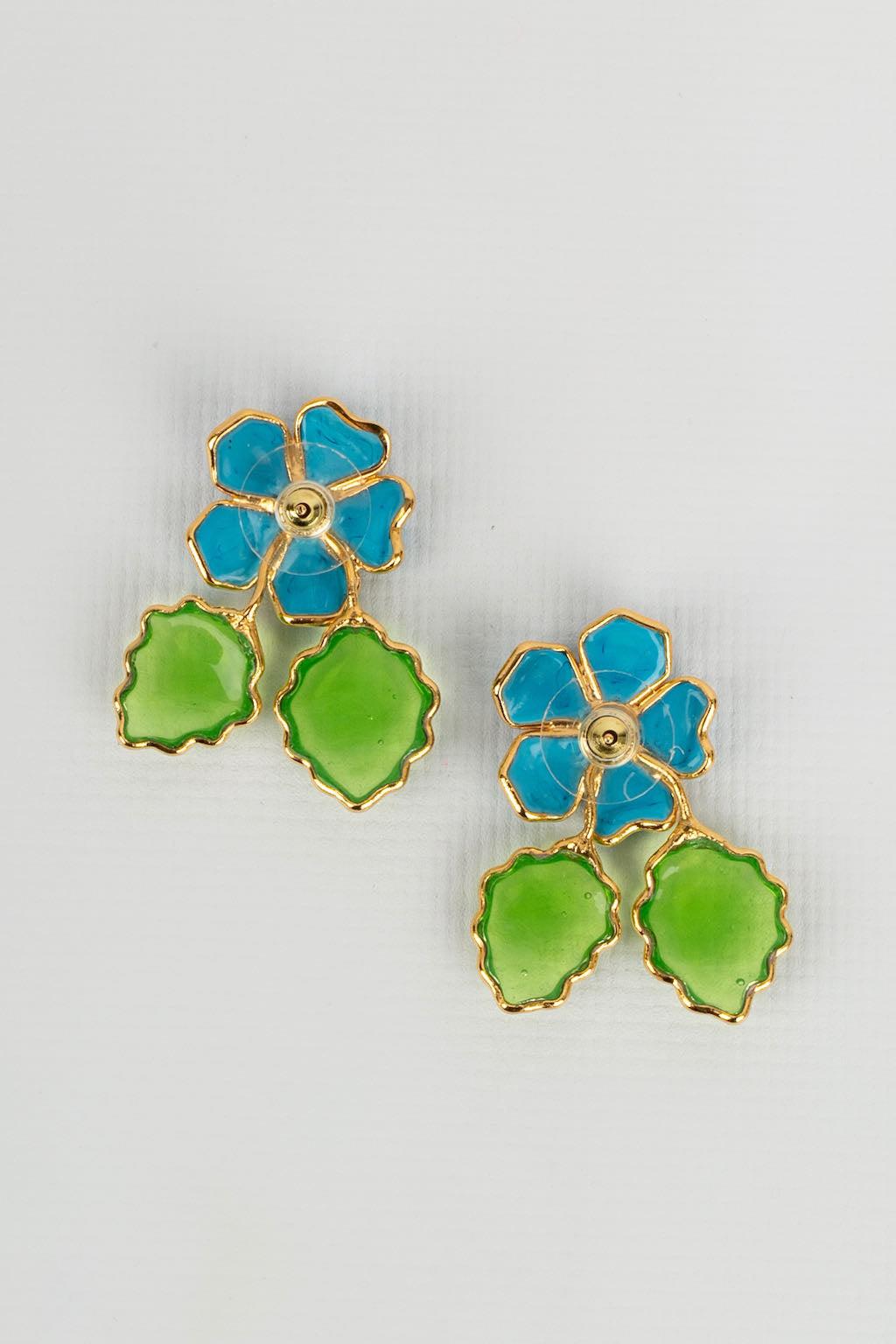 Augustine Glass Paste and Rhinestones Earrings In Excellent Condition For Sale In SAINT-OUEN-SUR-SEINE, FR