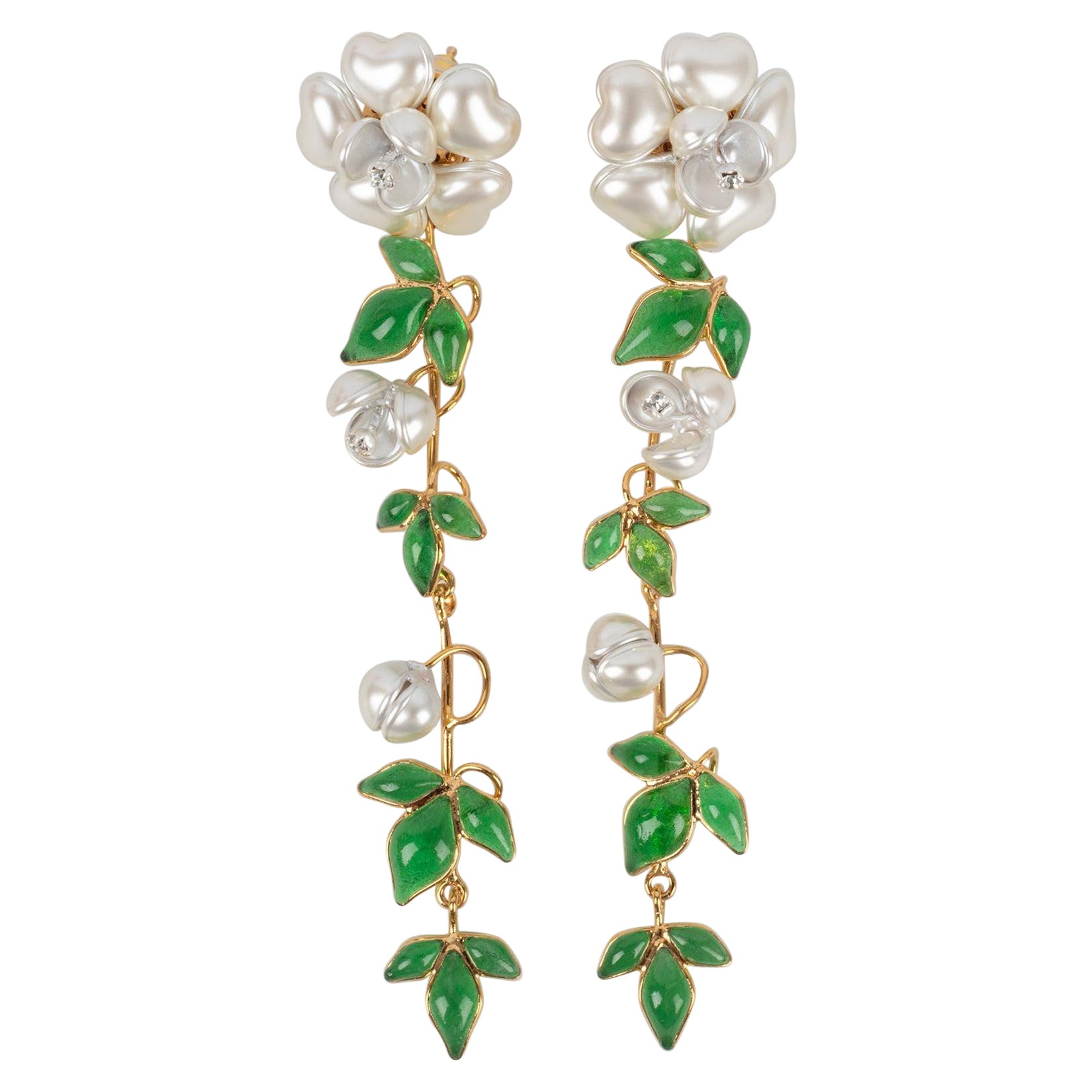 Pendientes Augustine de metal dorado y pasta de vidrio