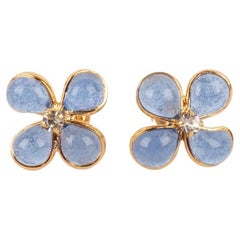 Augustine Goldene Metallblaue Ohrringe mit Strasssteinen