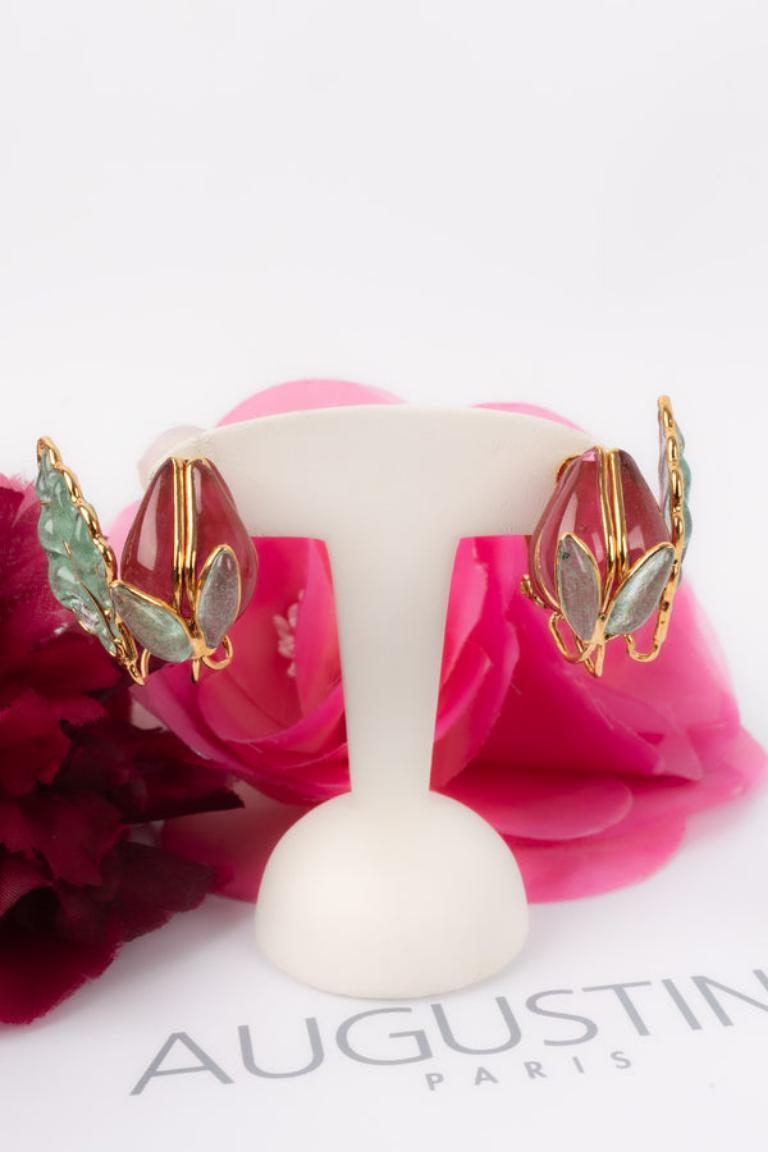 Augustine Golden Metal Clip-on Earrings with Pink Glass Paste For Sale 3