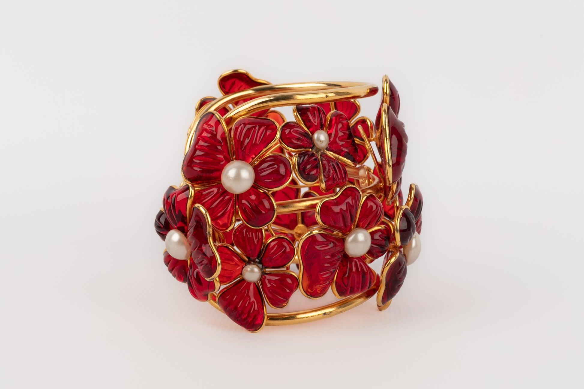 Donna Bracciale Augustine in metallo dorato in vendita