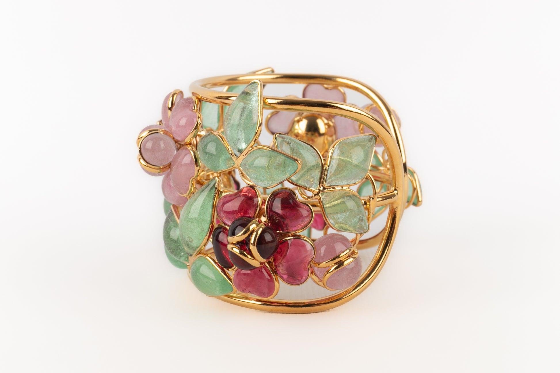 Augustine Golden Metal Cuff Flower Bracelet For Sale 2