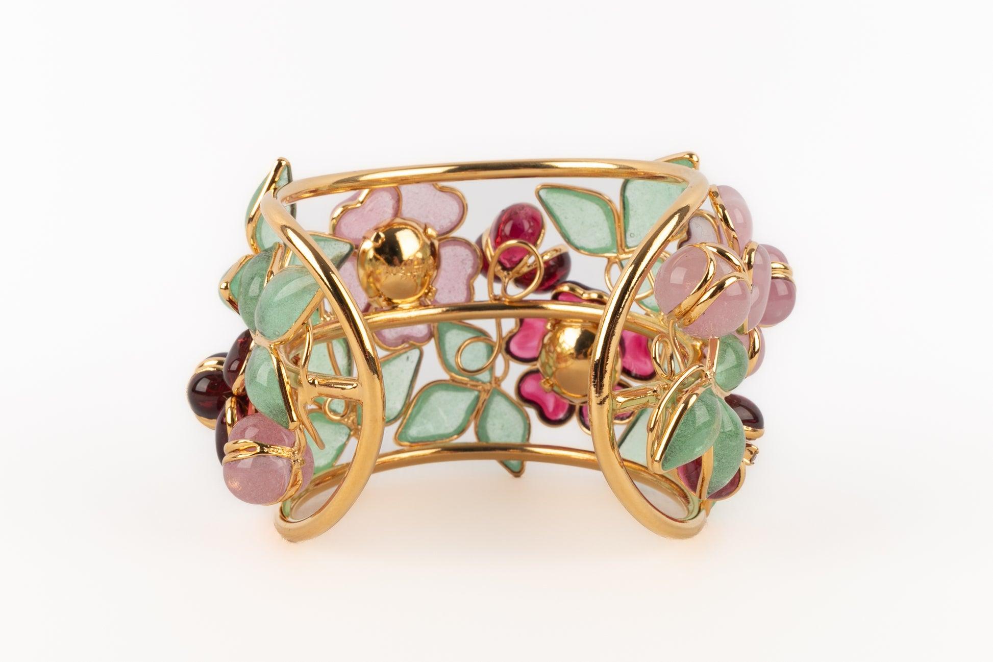 Augustine Golden Metal Cuff Flower Bracelet For Sale 3
