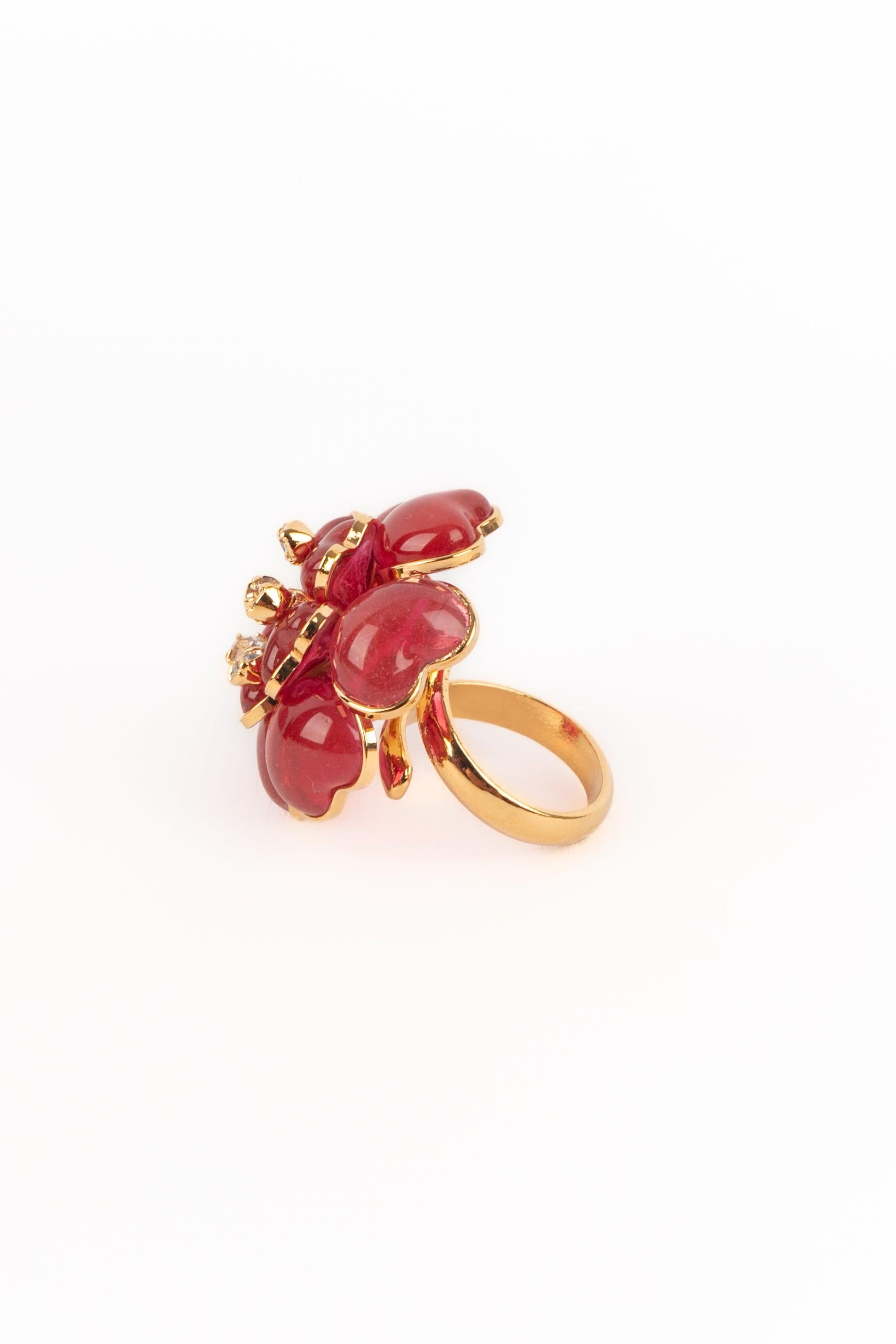 Augustine Goldener Metall-Dunkelpink-Ring im Angebot 3