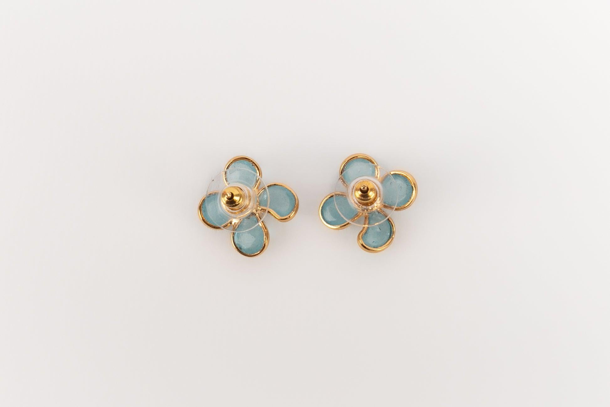 Augustine Golden Metal Earrings For Sale 2