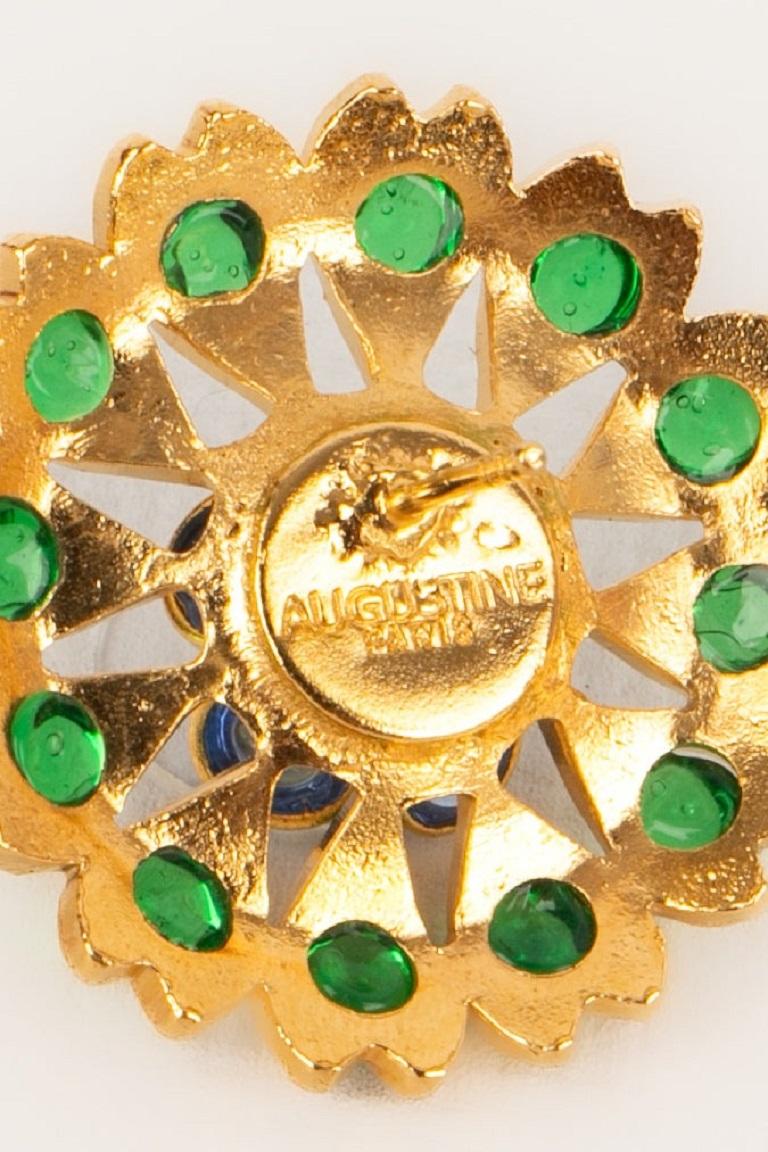 Boucles d'oreilles Augustine en métal doré ajouré avec pâte de verre en vente 2